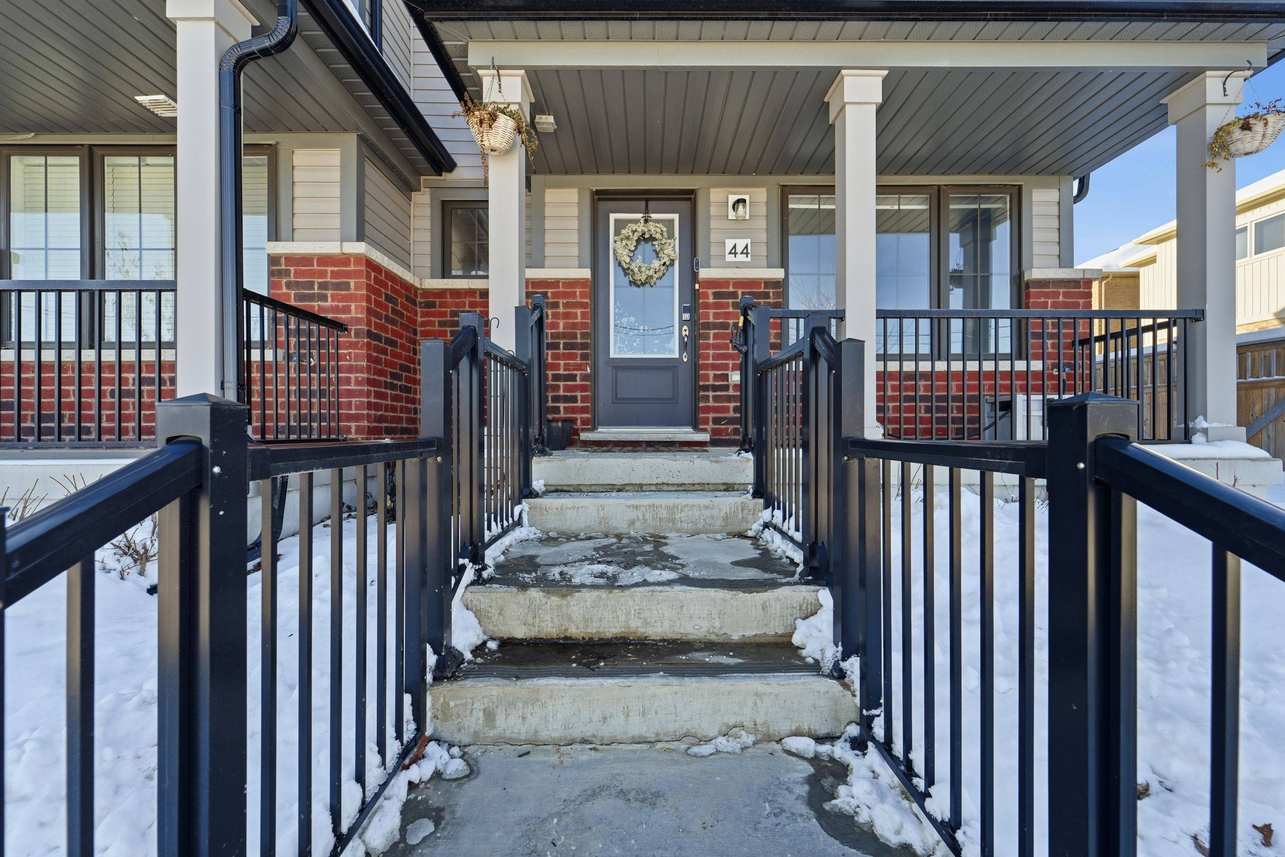 Clarington, ON L1C 7G9,44 Jerome WAY