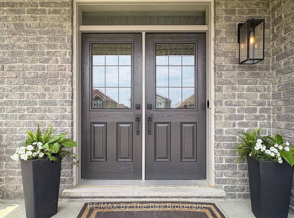 Collingwood, ON L9Y 0Y8,77 Lockerbie CRES