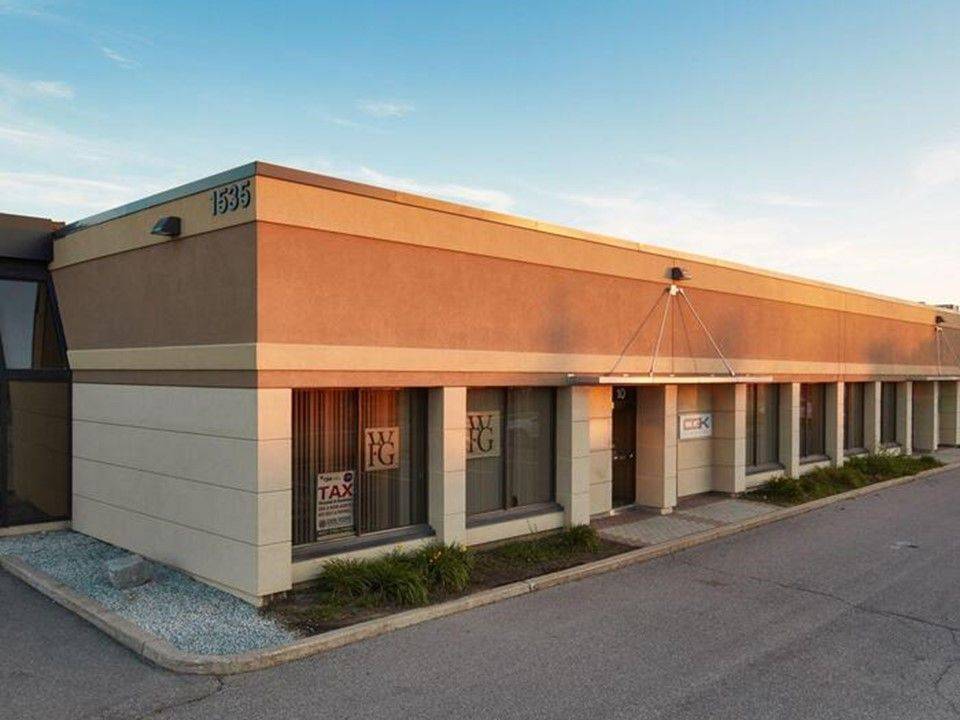 Mississauga, ON L5T 1M9,1535 Meyerside DR #1