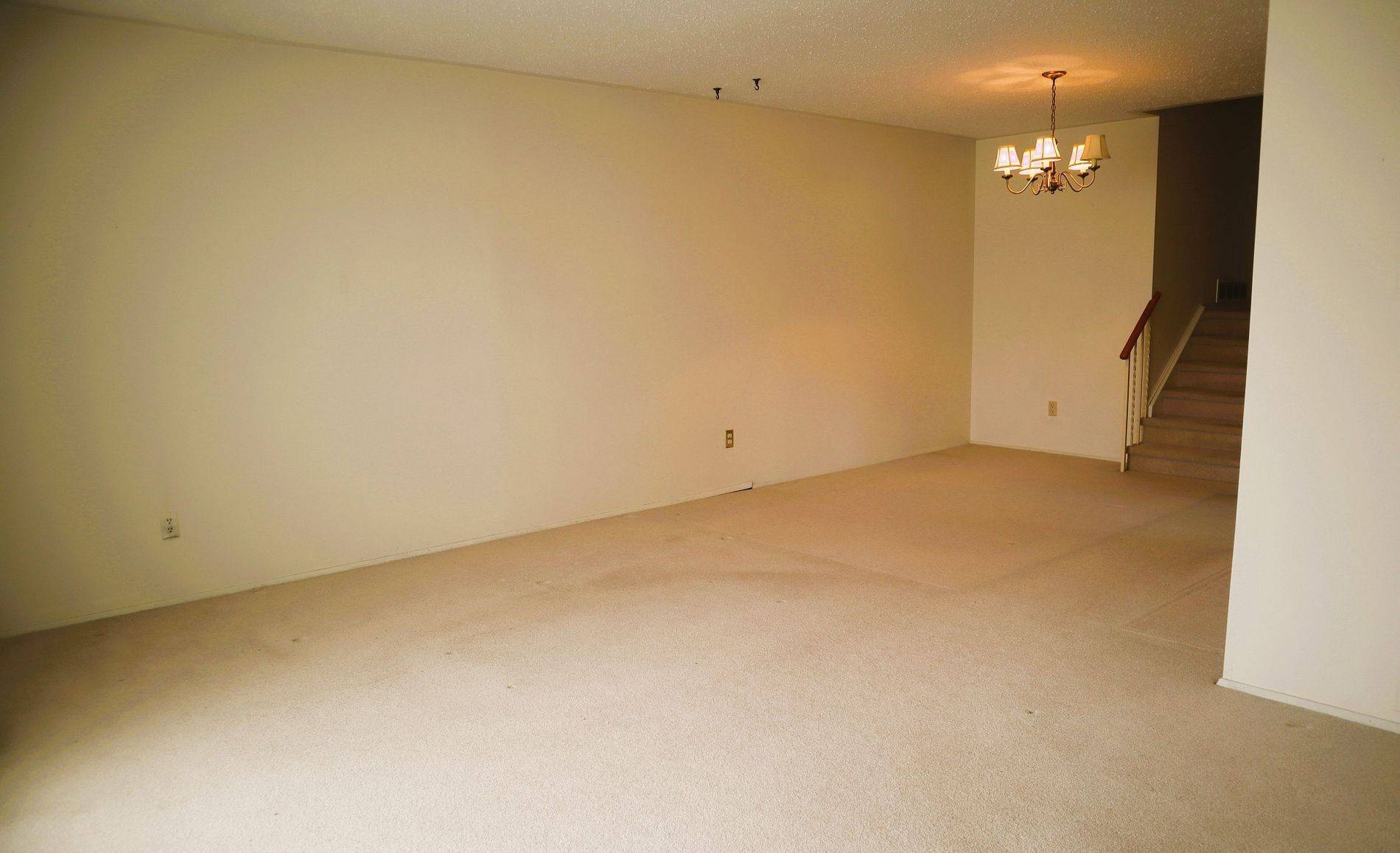 Brampton, ON L6T 2P3,11 Ascot AVE