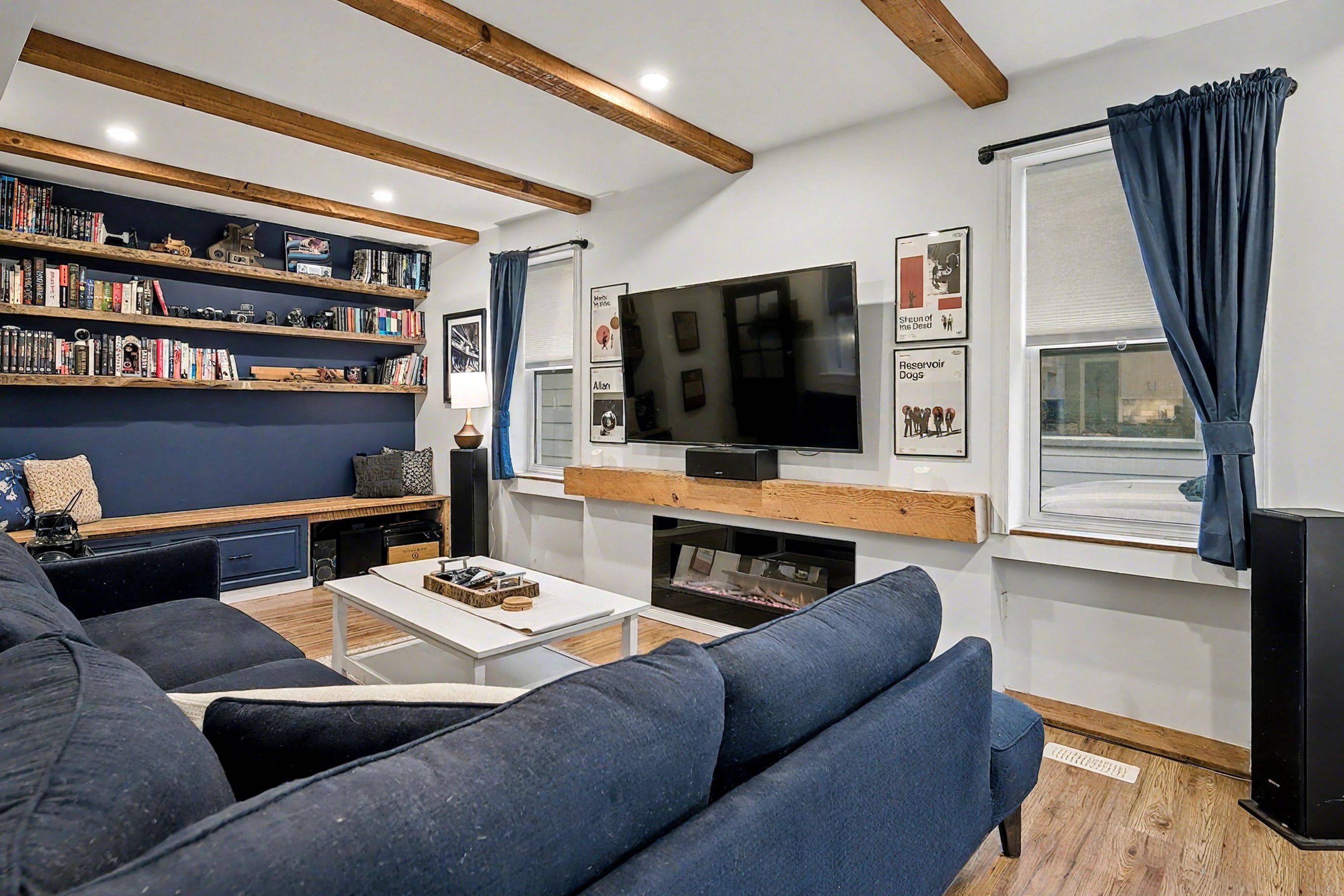 Mapleton, ON N0G 1P0,30 Wood ST