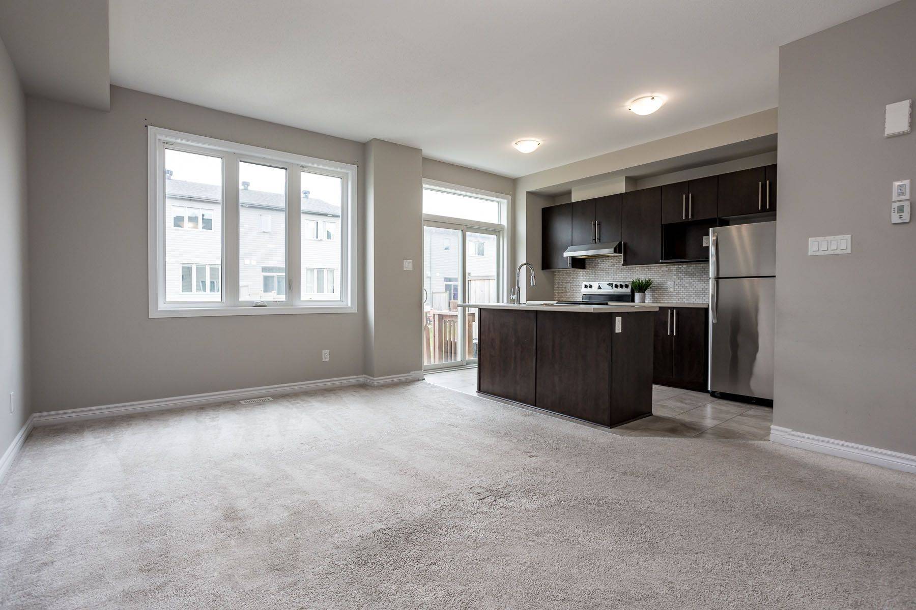 Stittsville - Munster - Richmond, ON K2S 0C2,196 BANDELIER WAY