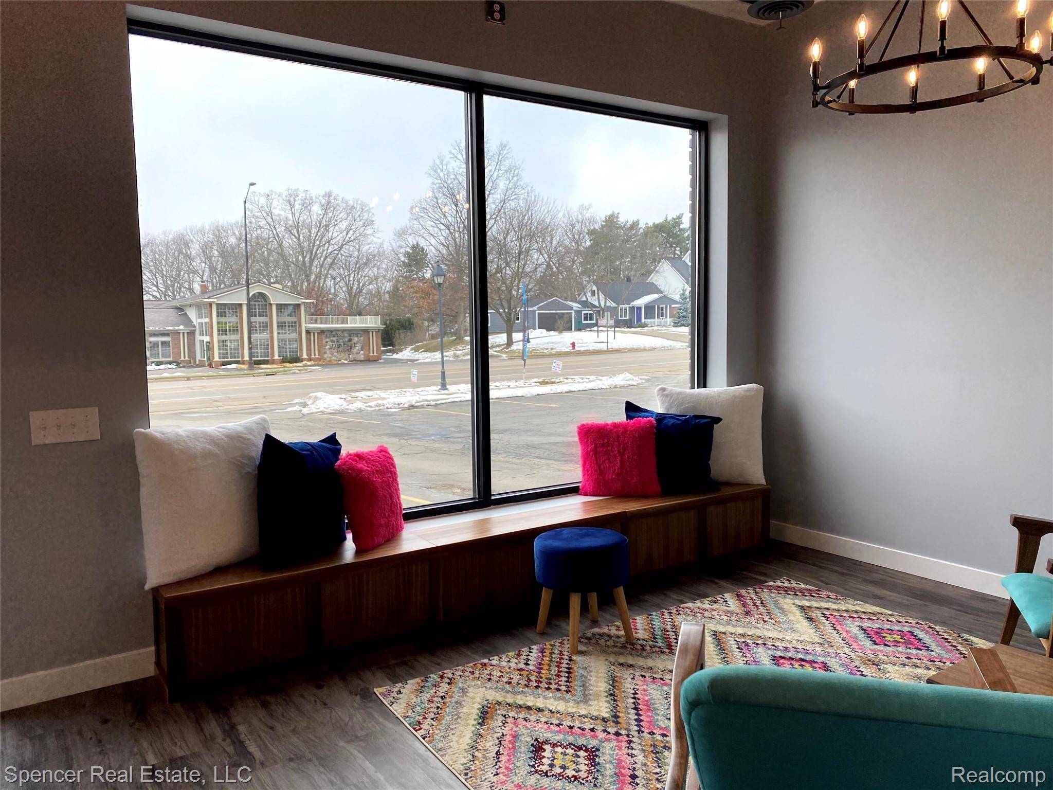 Clarkston, MI 48346,5916 S Main