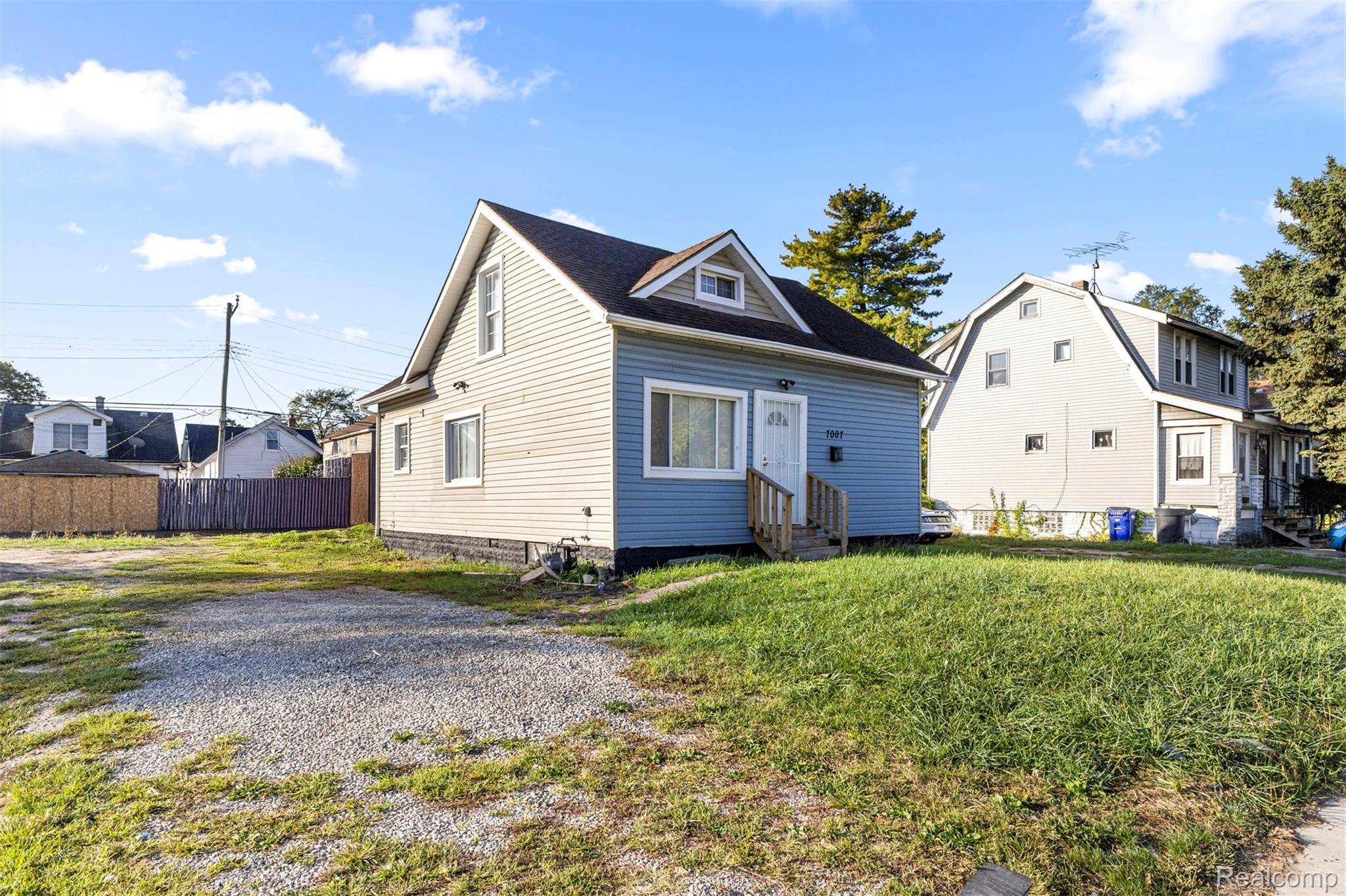 Detroit, MI 48204,7007 Joy RD