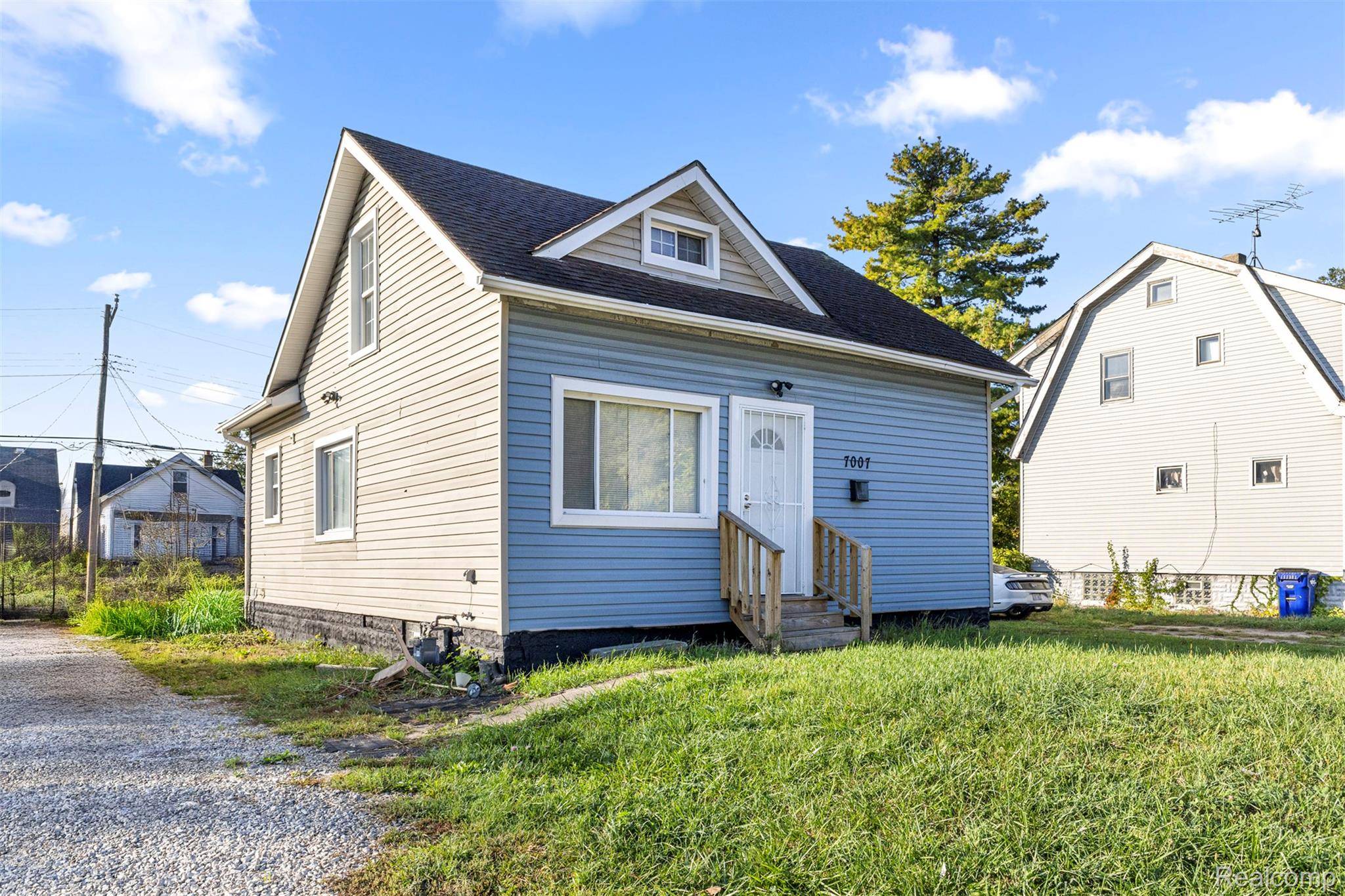 Detroit, MI 48204,7007 Joy RD