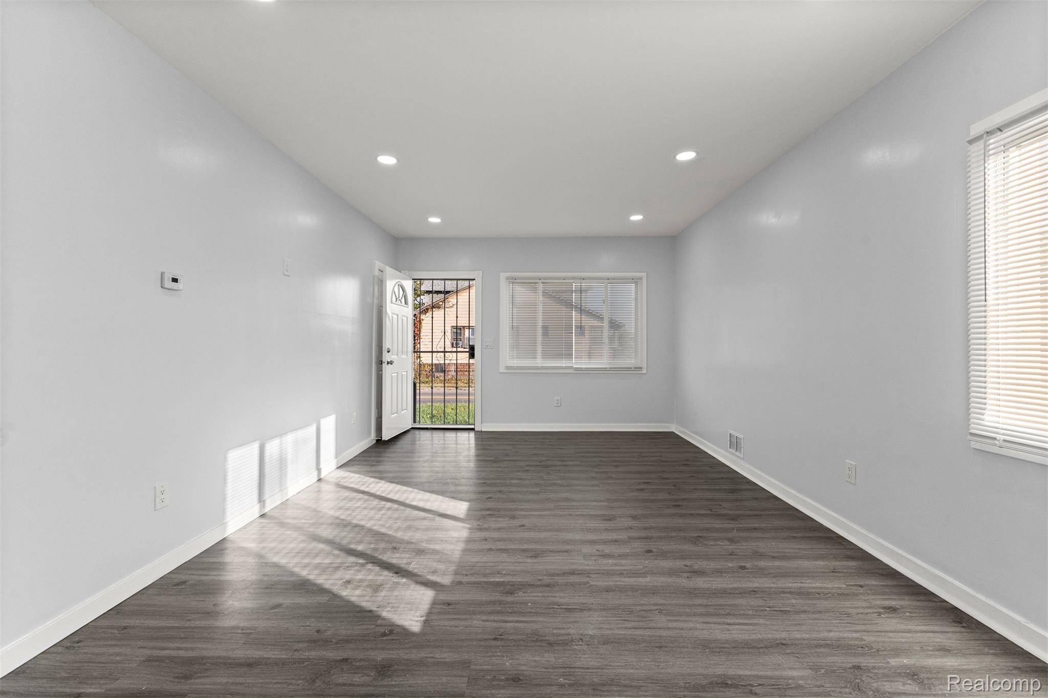 Detroit, MI 48204,7007 Joy RD