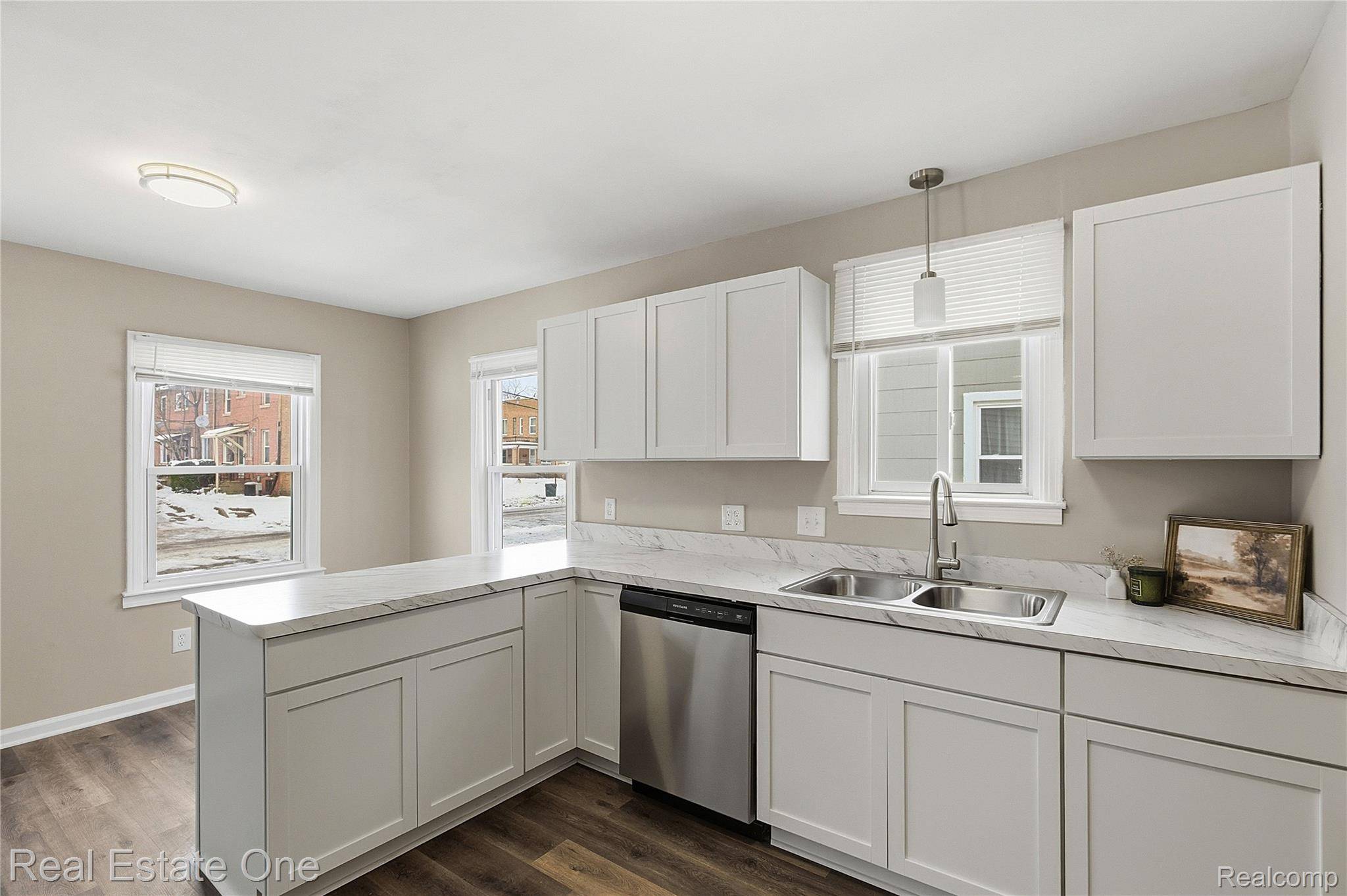 Pontiac, MI 48341,305 Liberty ST