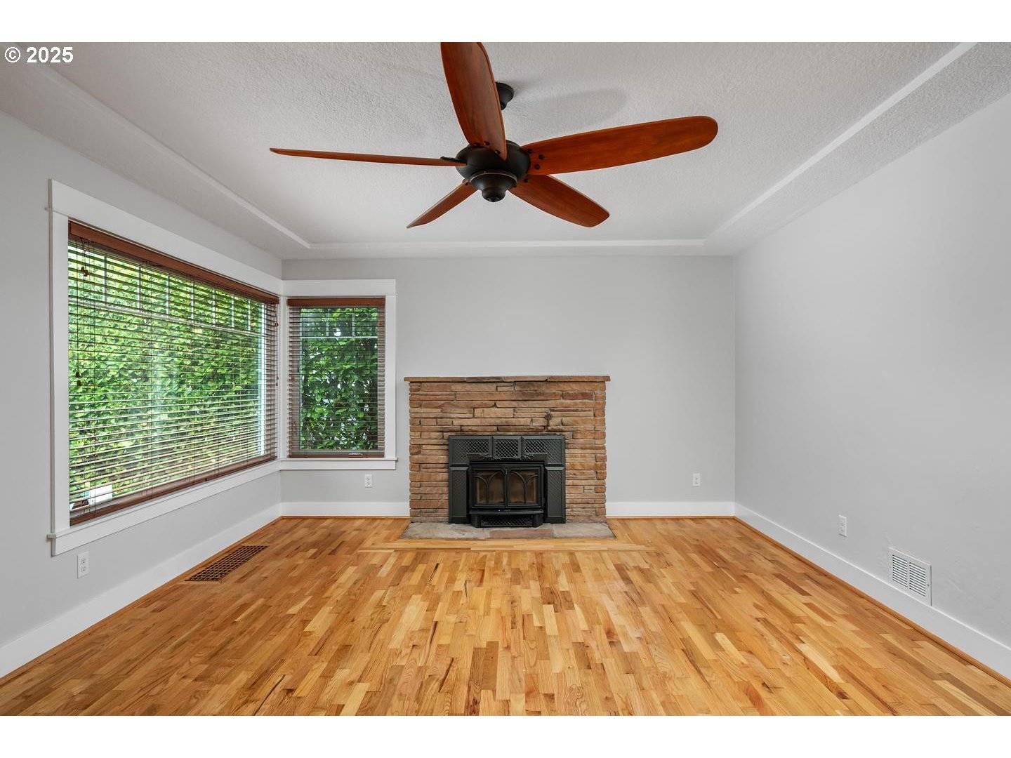 Portland, OR 97206,4816 SE 61ST AVE