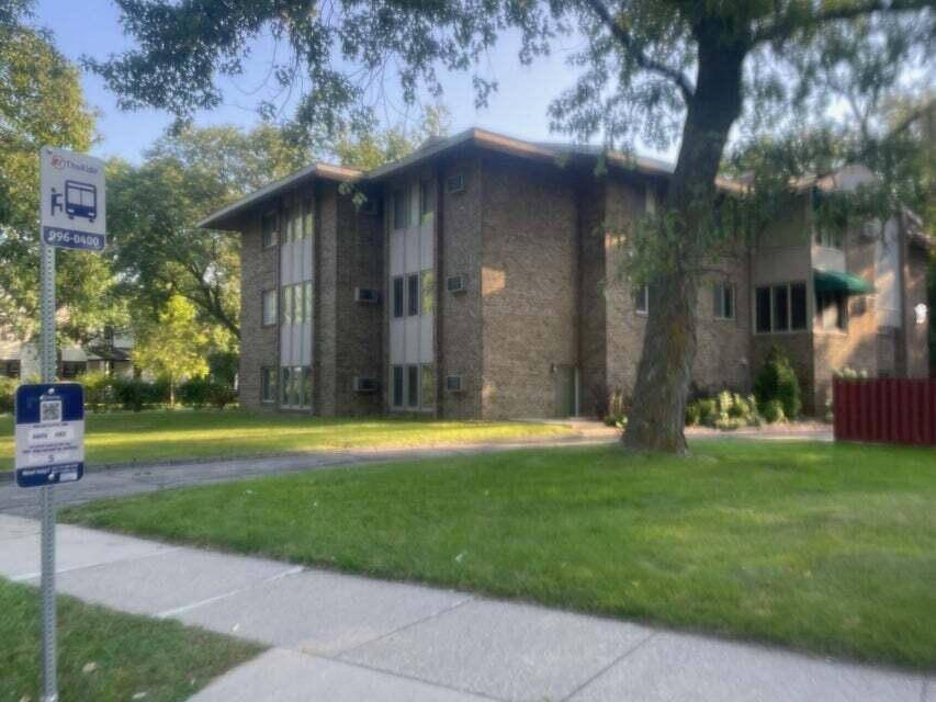 Ann Arbor, MI 48104,1400 Morton AVE #2A