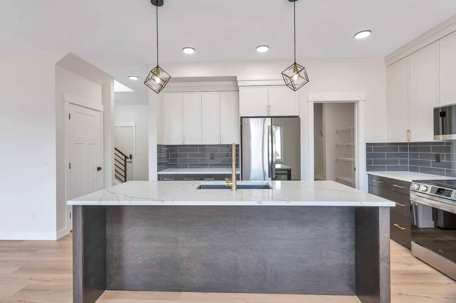 Blackfalds, AB T4M 0H5,13 Murphy Close