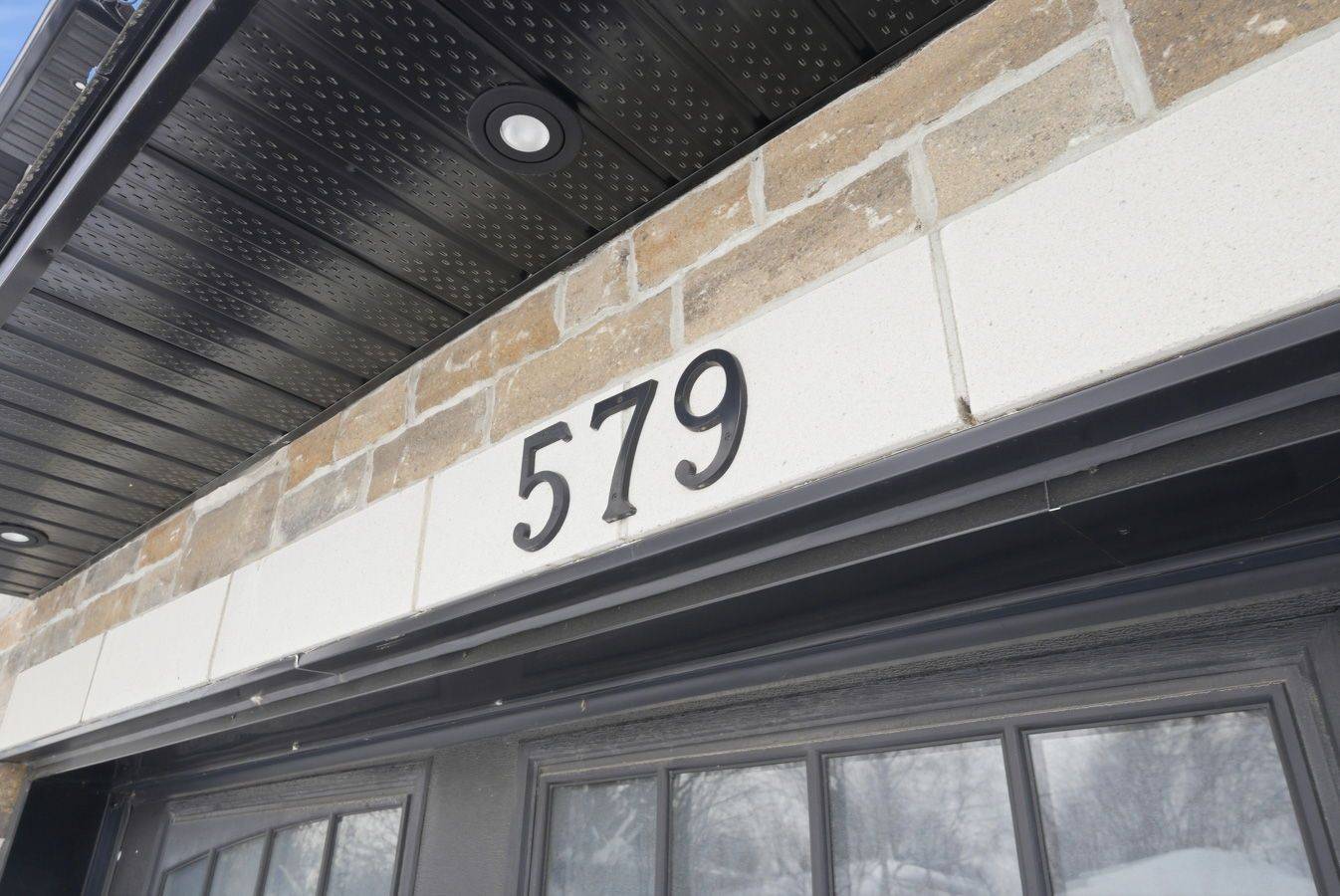 Scugog, ON L9L 1C6,579 Victoria ST