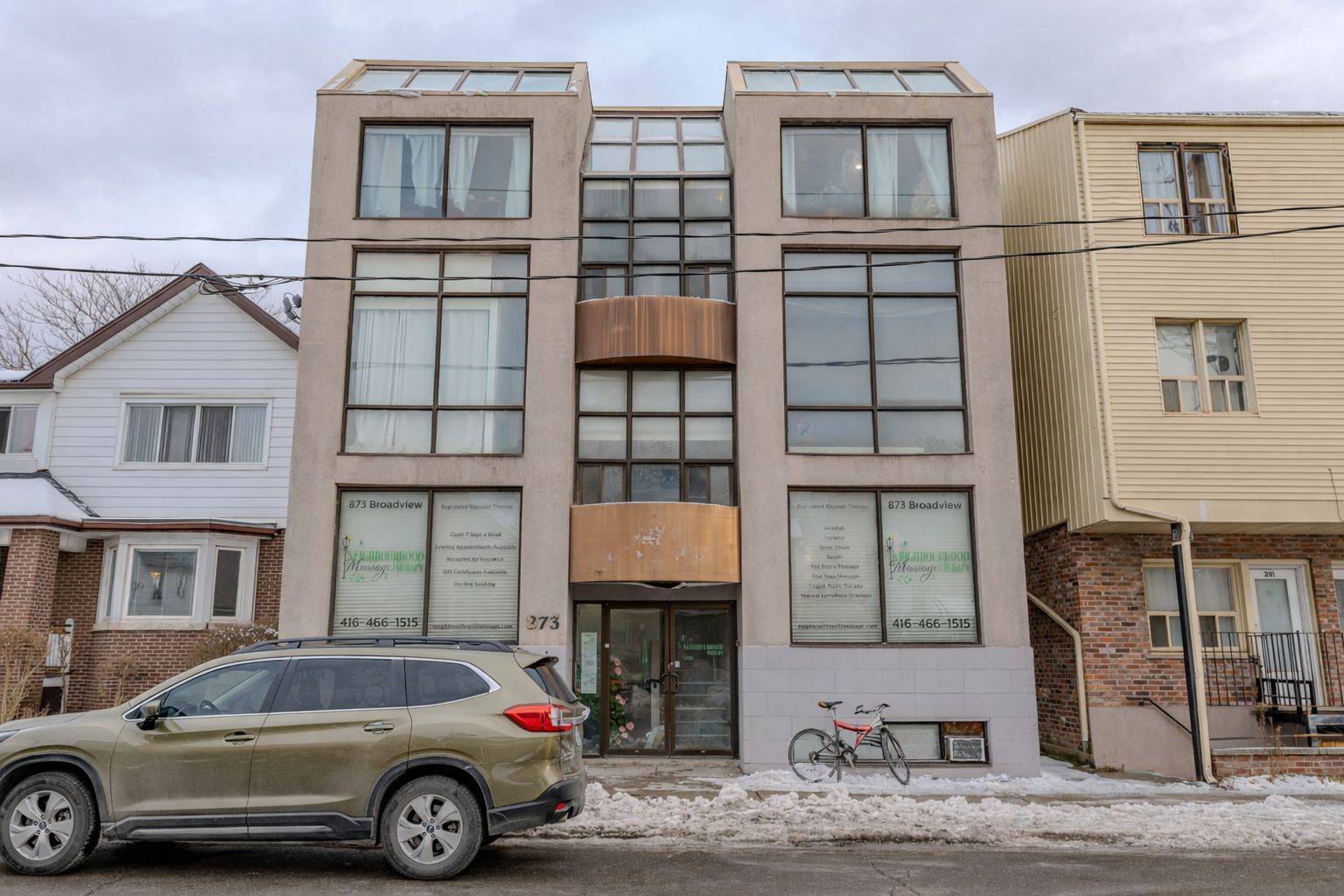 Toronto E03, ON M4K 2P9,873 Broadview AVE #201