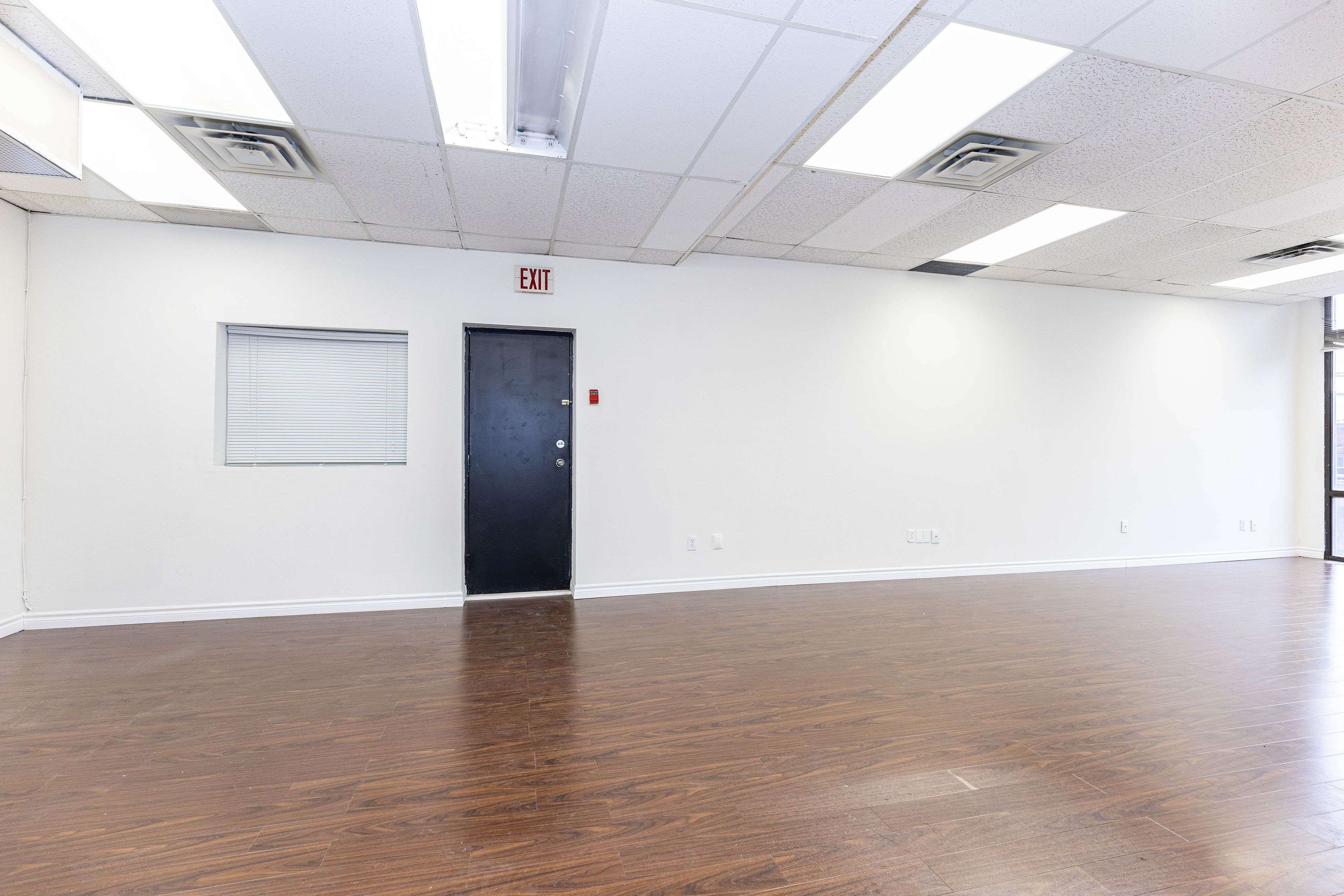 Toronto E03, ON M4K 2P9,873 Broadview AVE #201