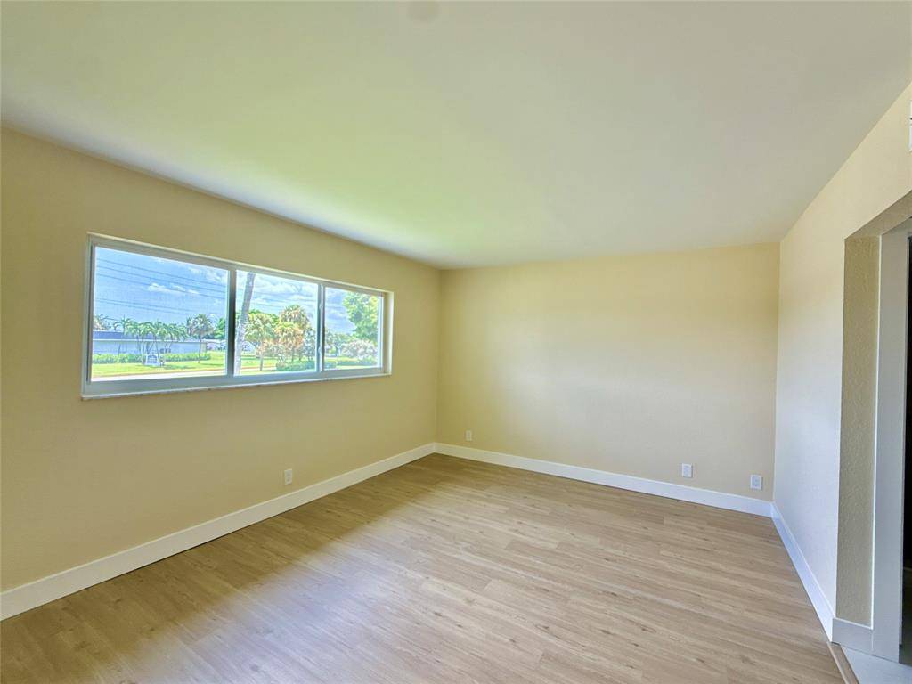 Margate, FL 33063,7887 Golf Circle Dr #211