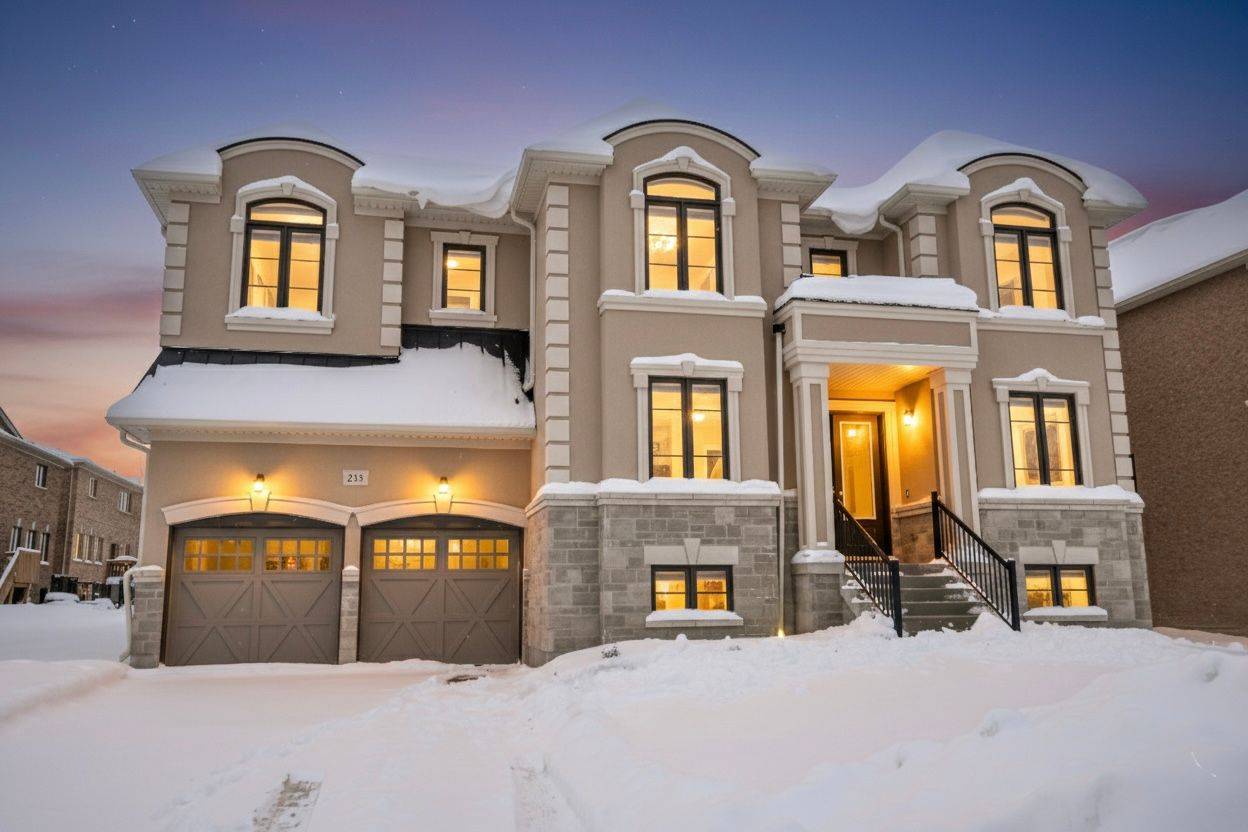 Clearview, ON L0M 1S0,215 SUTHERLAND ST S