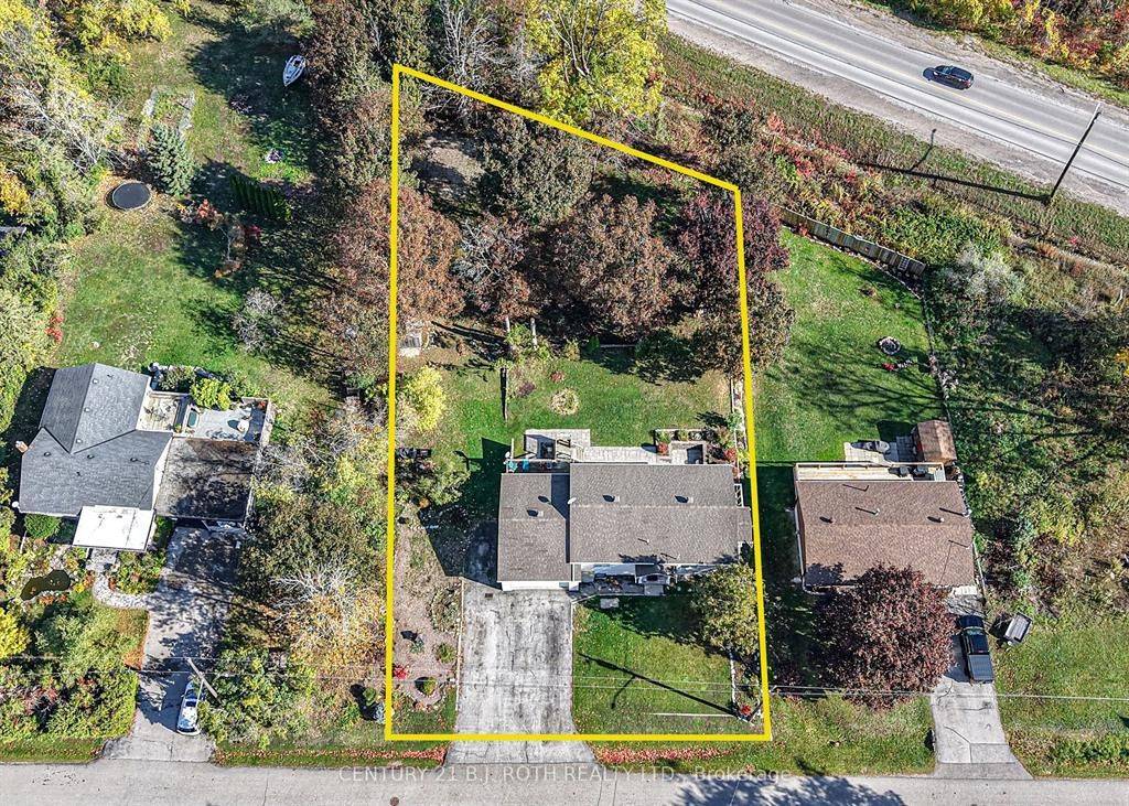 Orillia, ON L3V 4A9,16 First ST