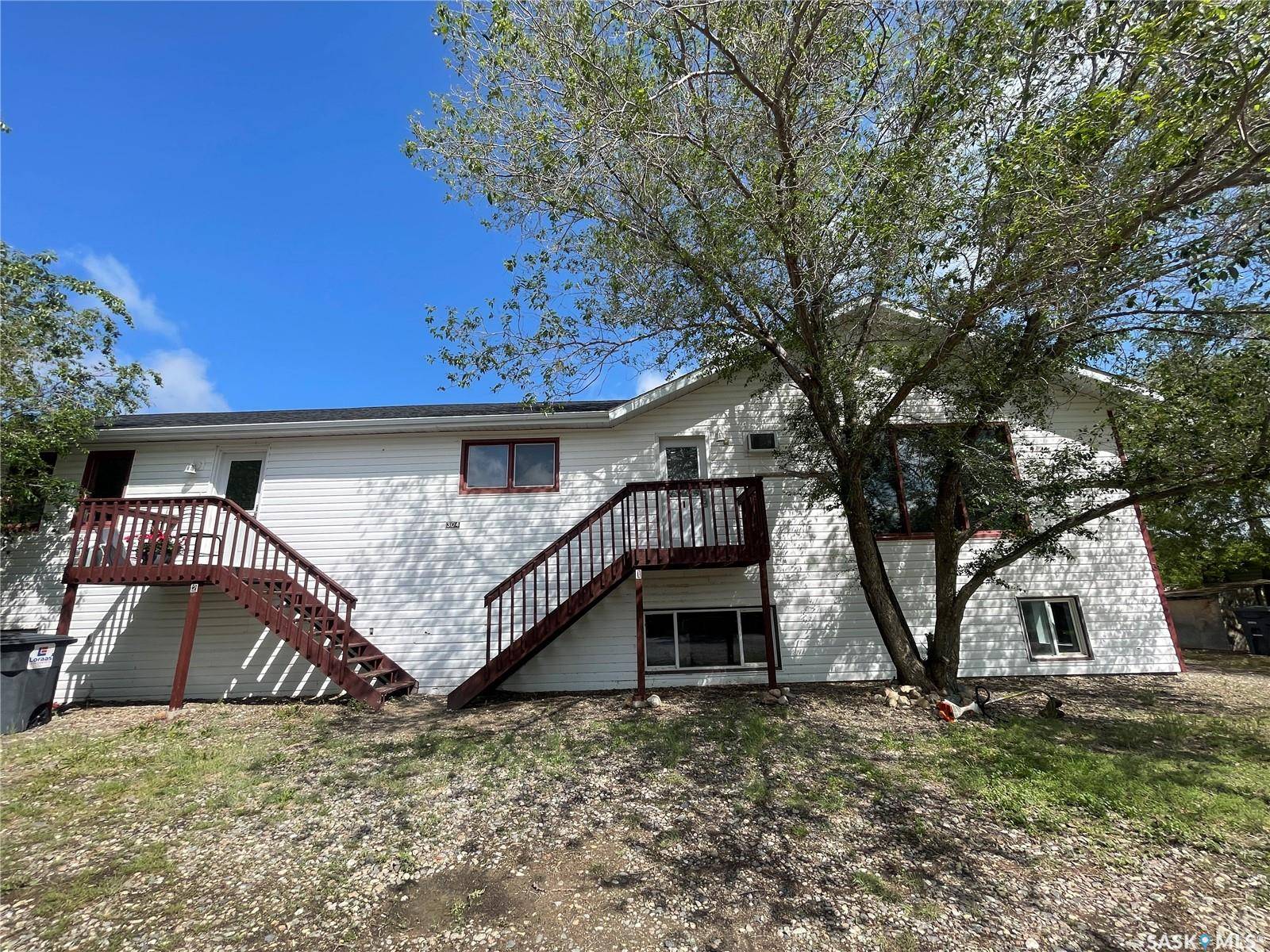 Coleville, SK S0L 0K0,304 5th AVENUE W