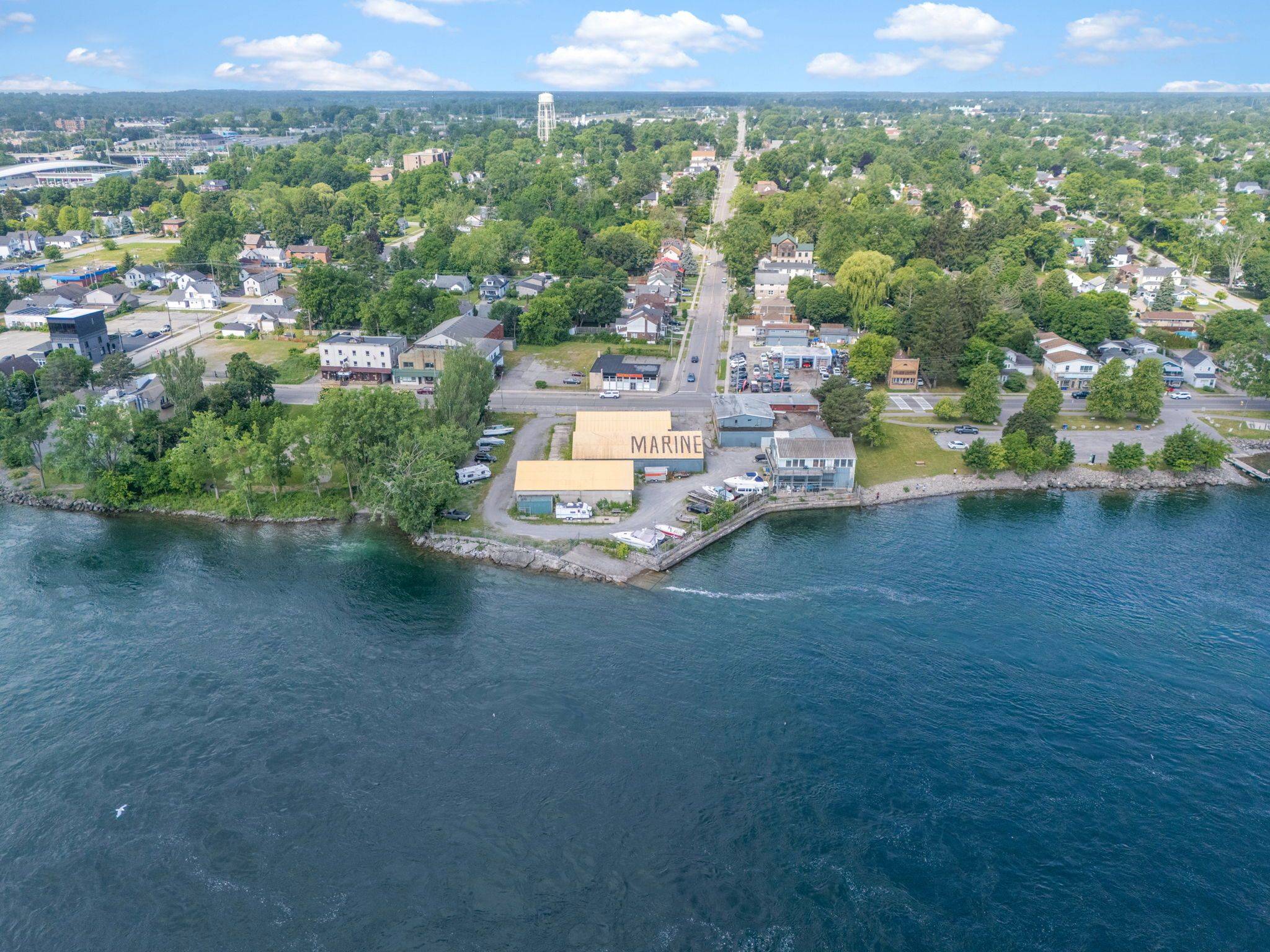 162 Niagara BLVD, Fort Erie, ON L2A 3G3