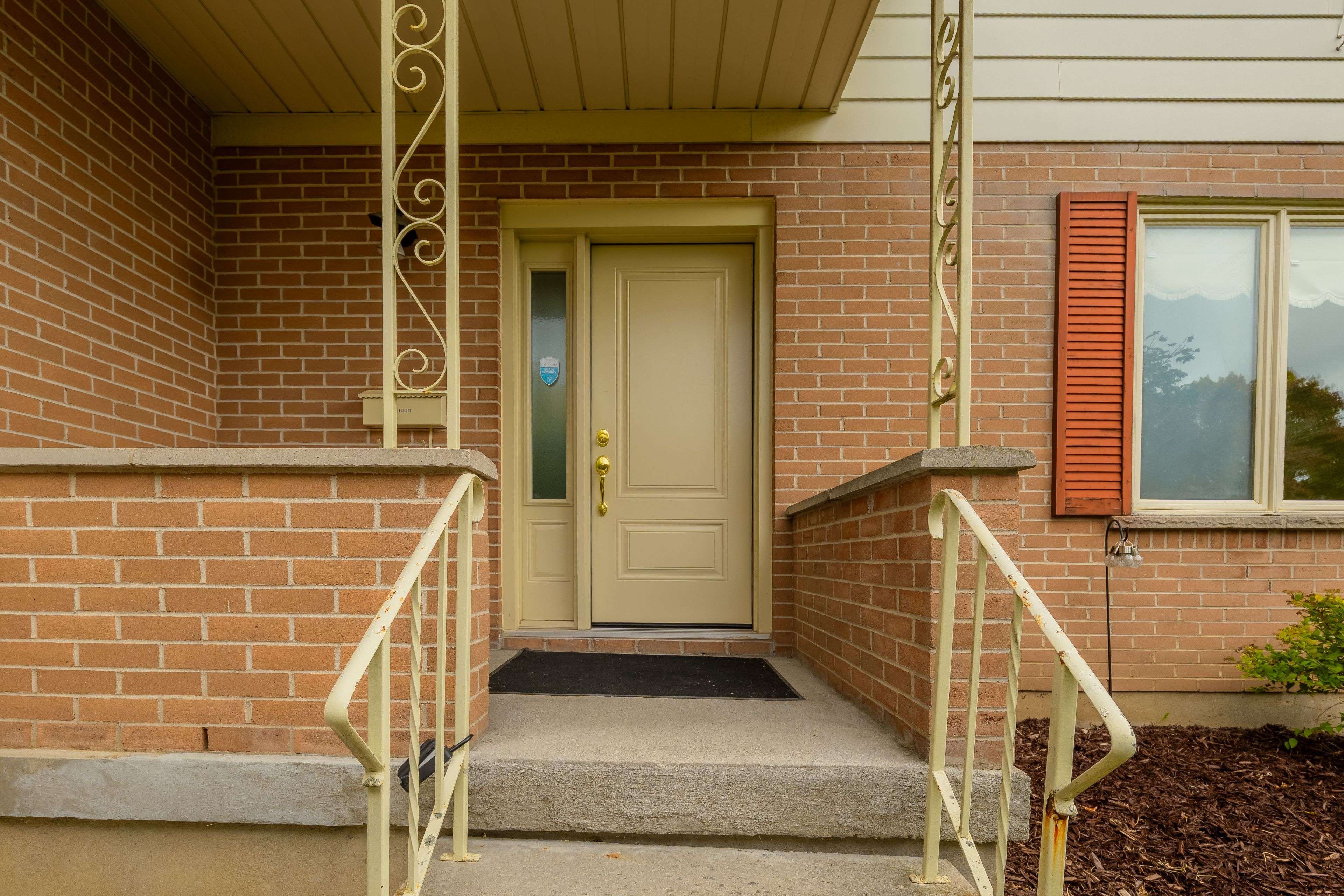 Kingston, ON K7M 4B8,168 Braemar RD