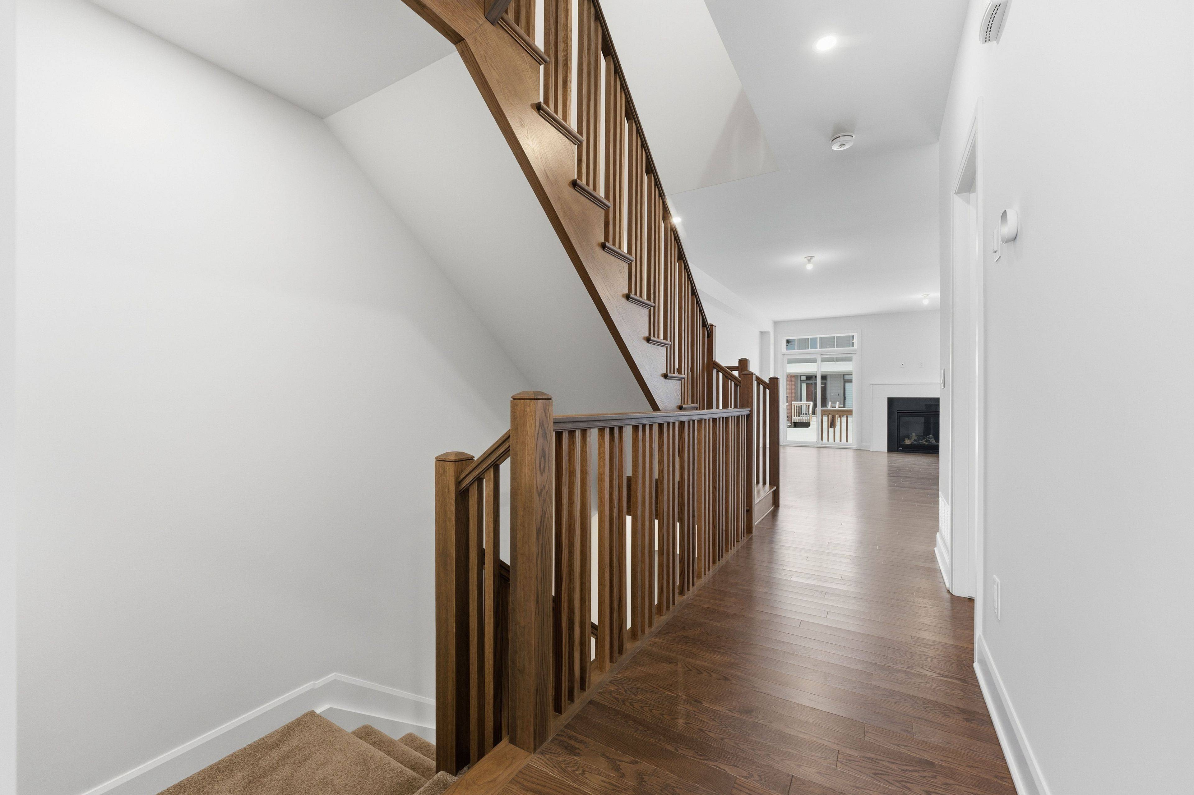 Kanata, ON K2W 1A1,1192 Spoor ST