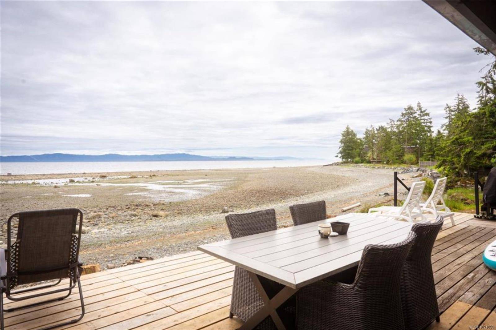 Bowser, BC V0R 1G0,6641 Island Hwy W