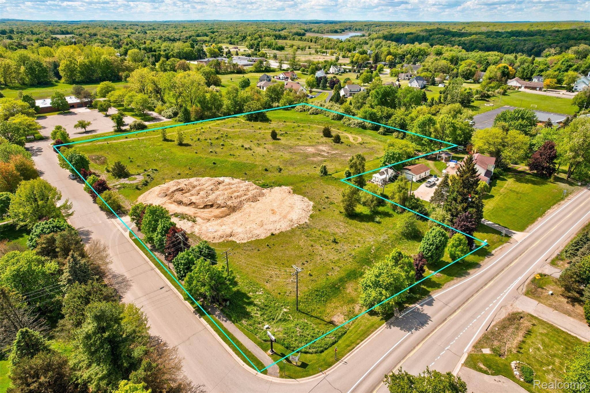 Davisburg, MI 48350,12750 FOUNTAIN SQUARE