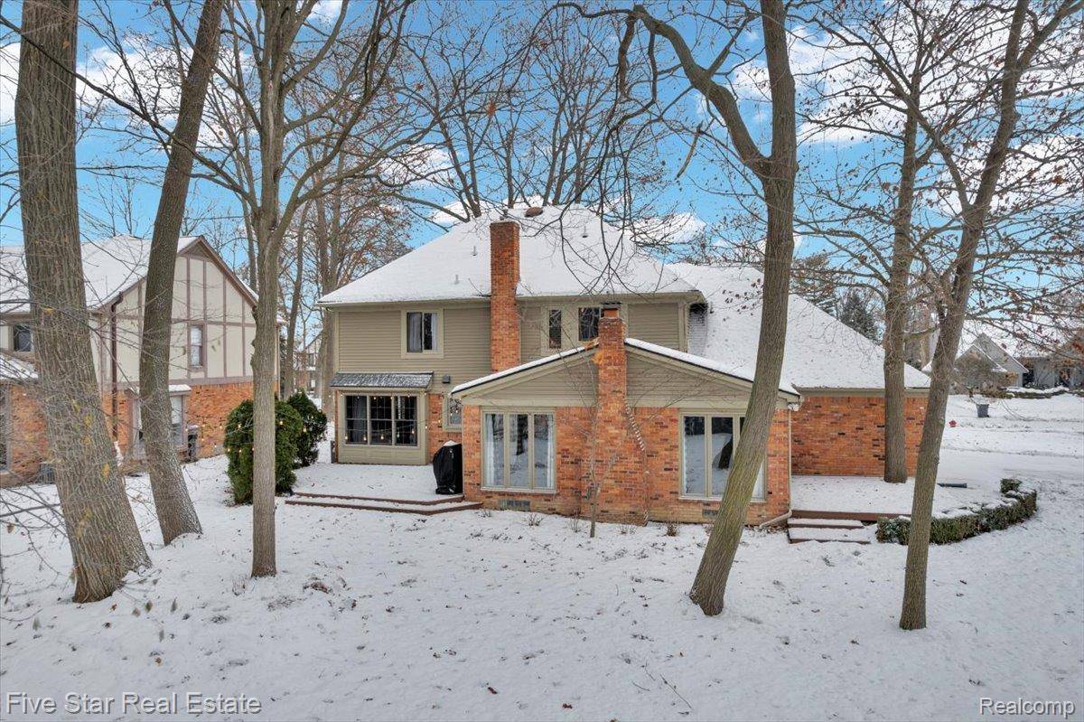 Troy, MI 48098,4143 Glencastle DR