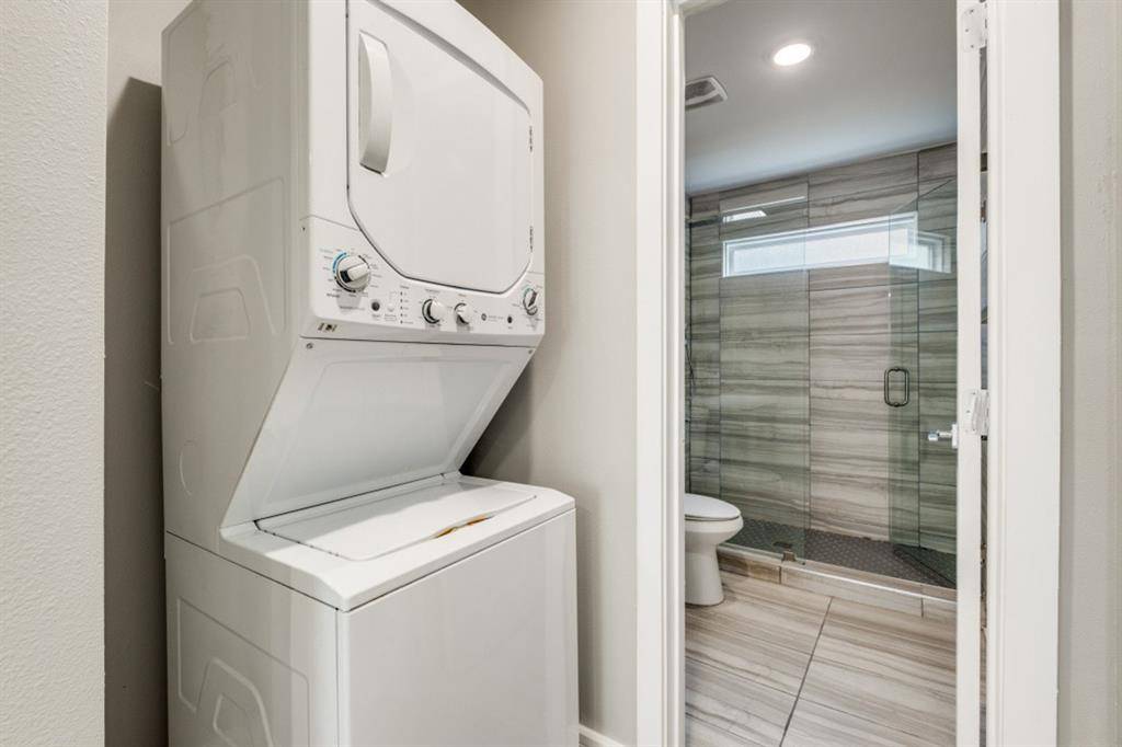 Dallas, TX 75206,4915 Bryan Street #205