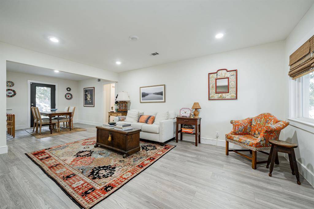 Dallas, TX 75228,3211 Crest Ridge Drive