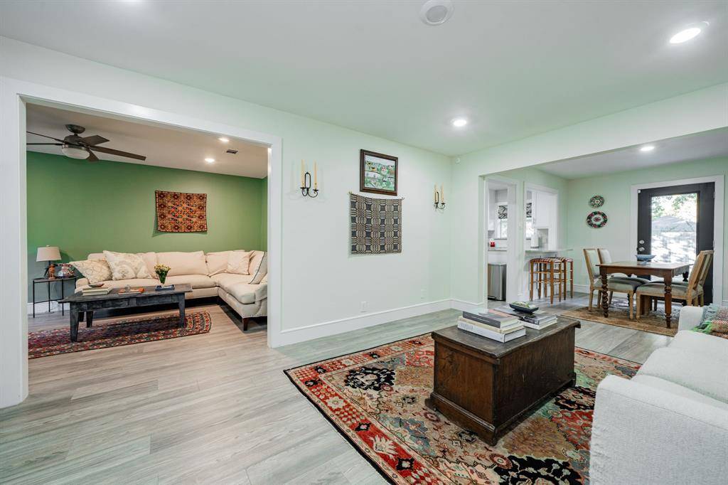 Dallas, TX 75228,3211 Crest Ridge Drive