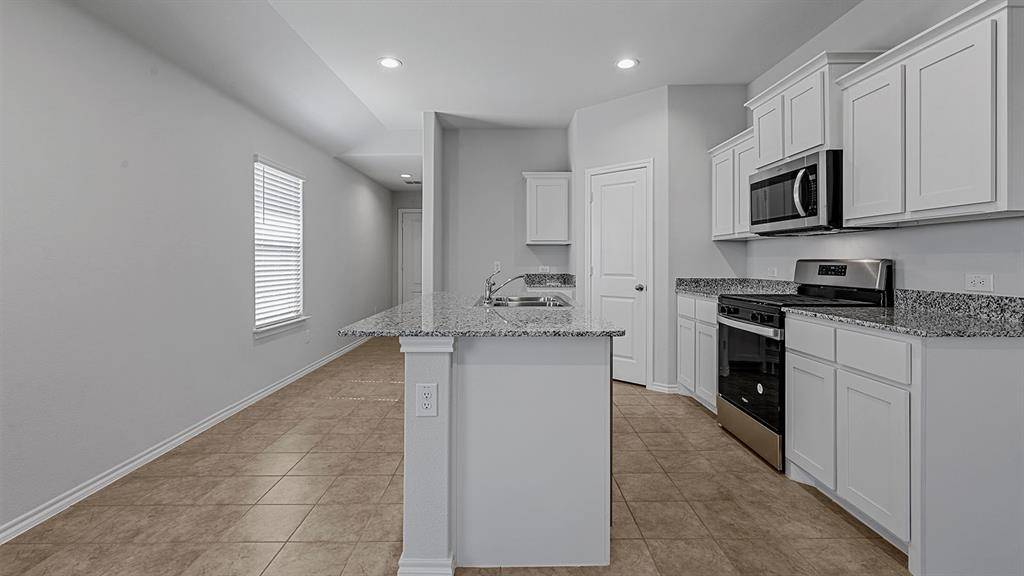 Denton, TX 76259,528 SHADED GROVE Drive