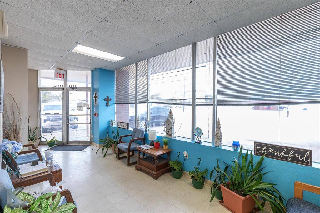 Abilene, TX 79602,1109 Oak Street