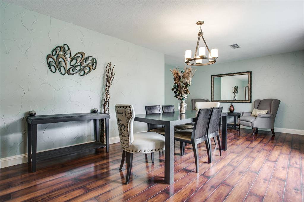 Dallas, TX 75228,2906 Sharpview Lane