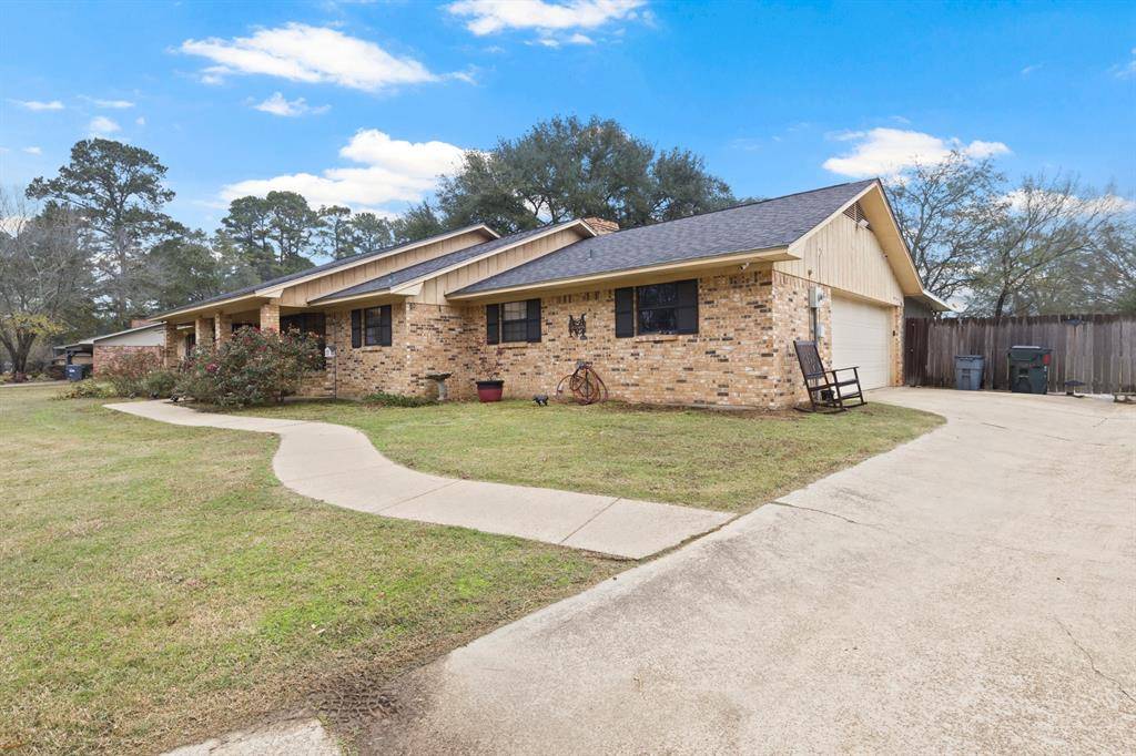 Pittsburg, TX 75686,195 County Road 4164