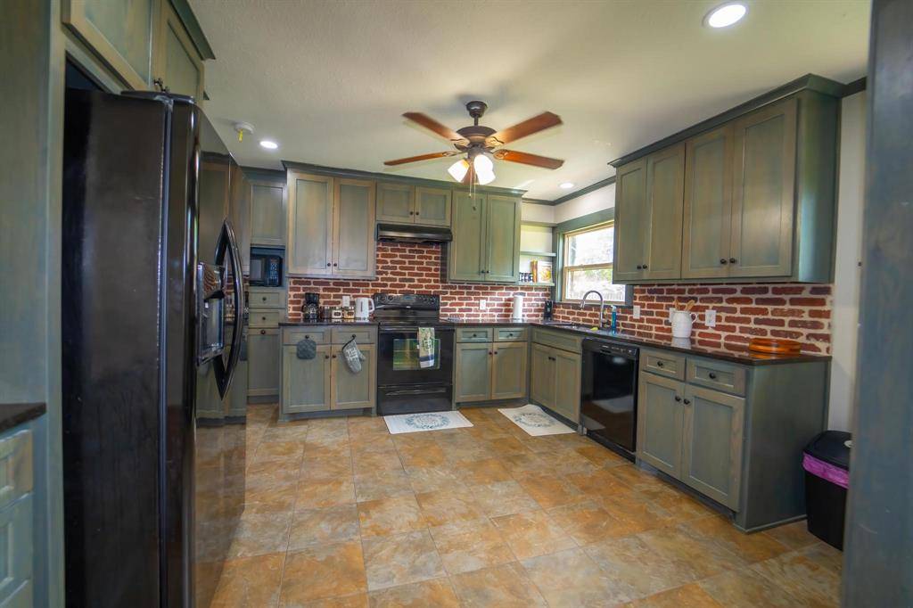 North Richland Hills, TX 76180,7816 Mary Frances Lane