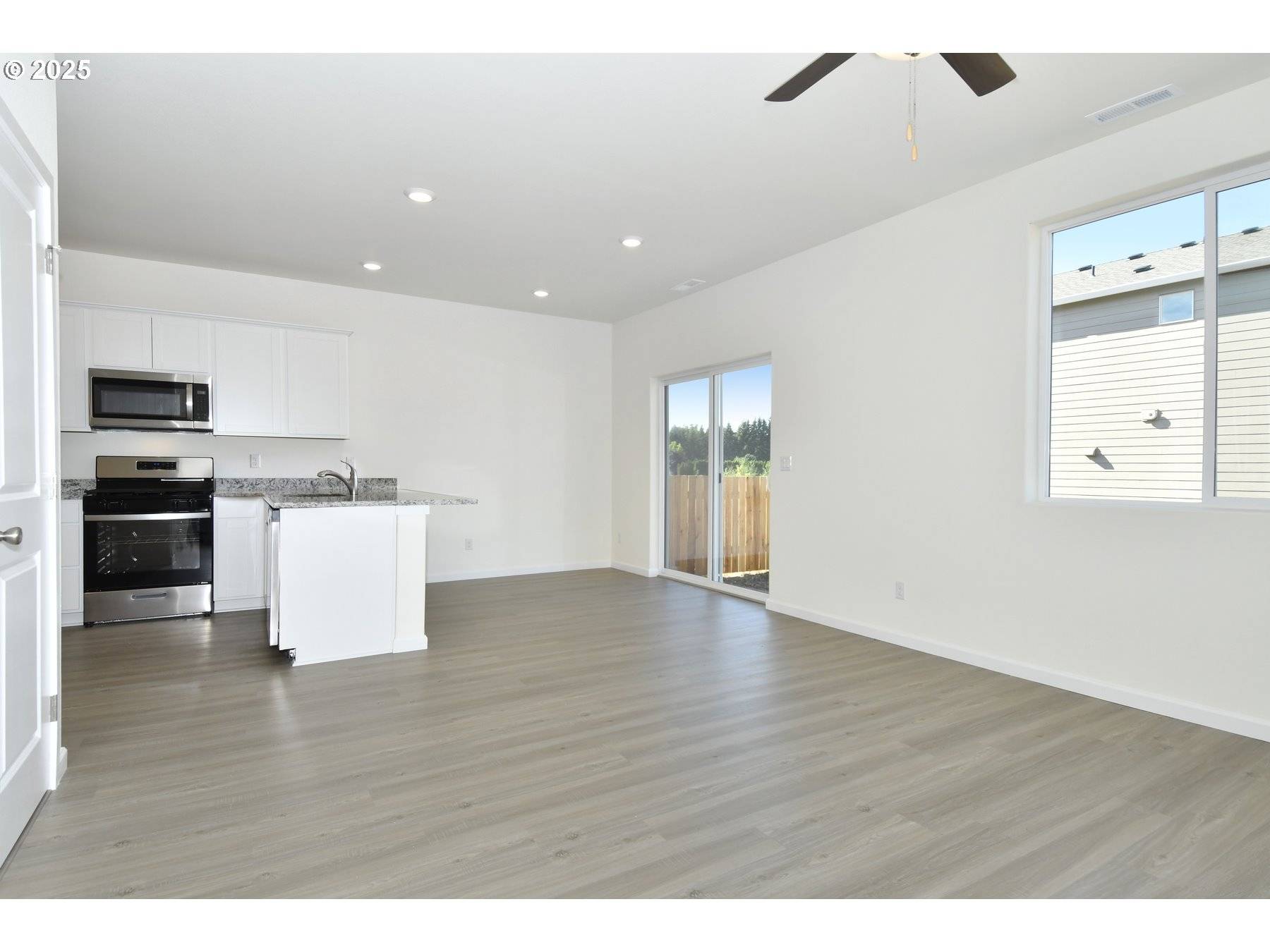 Gresham, OR 97080,3901 SW DUNIWAY LN