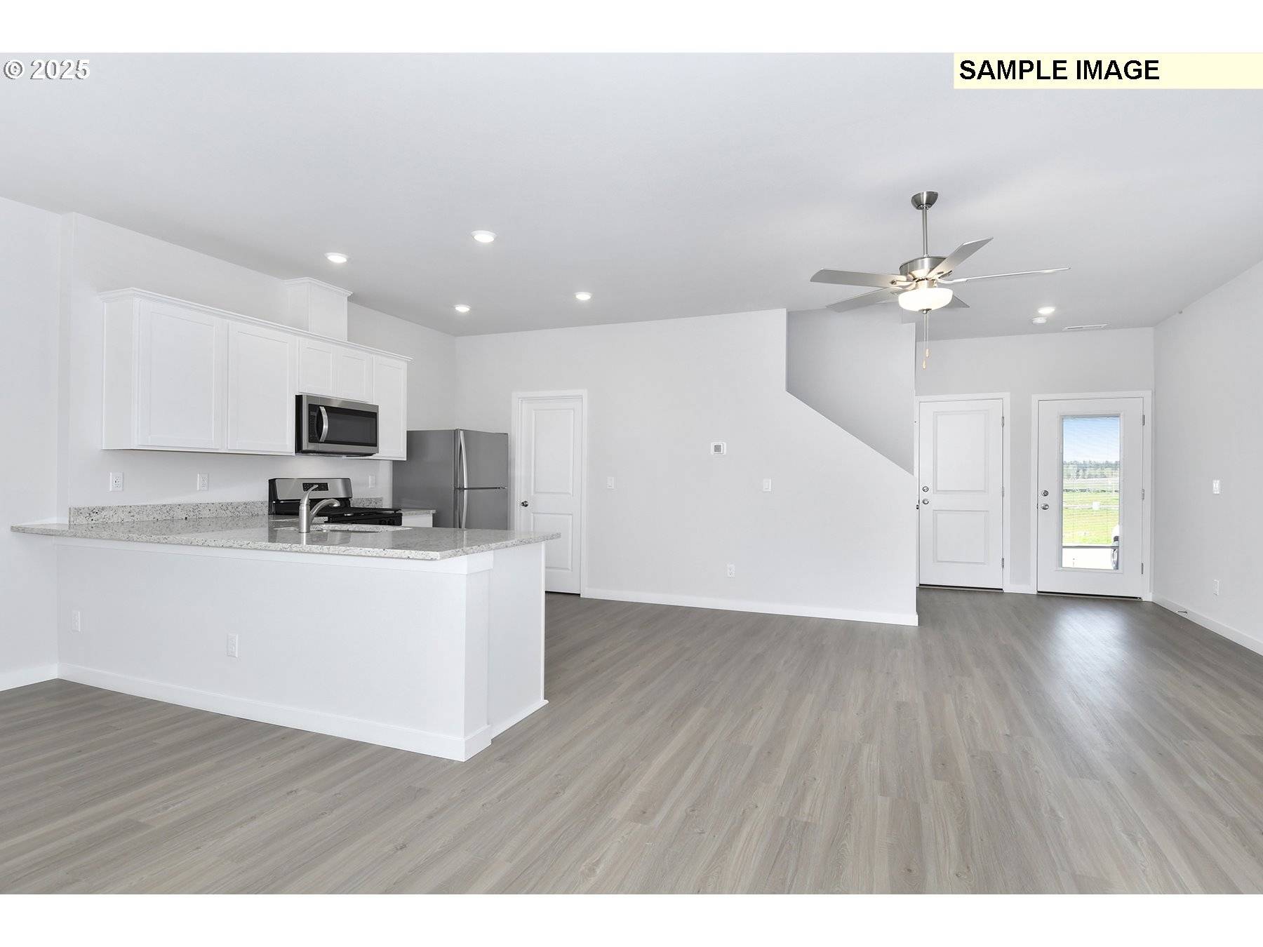 Woodburn, OR 97071,1233 PARKSIDE AVE