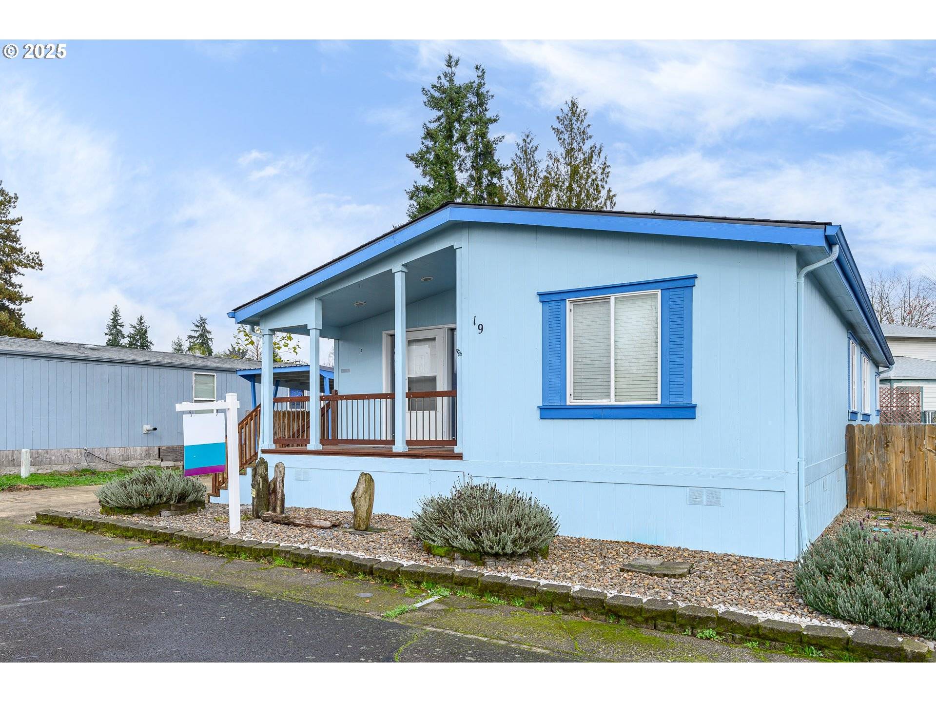 Dayton, OR 97114,1005 FERRY ST #19