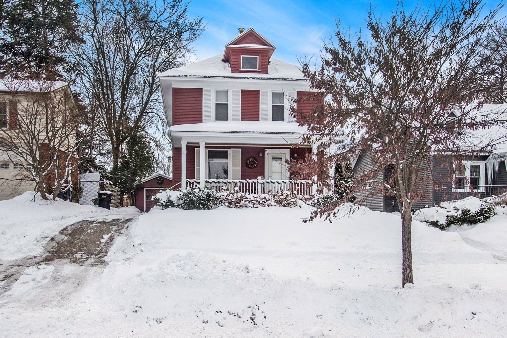 Holland, MI 49423,28 E 23rd ST