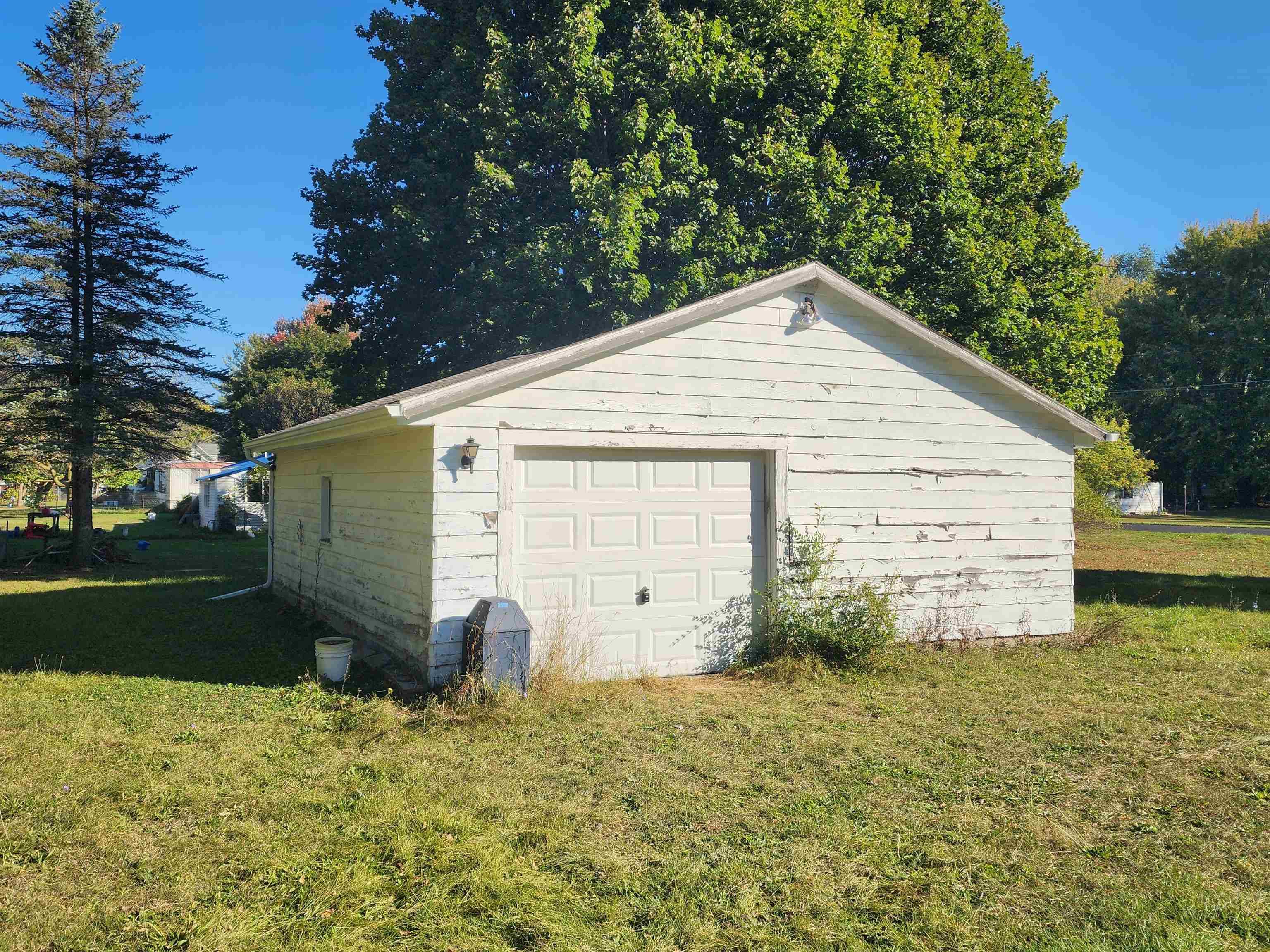 Riverdale, MI 48877,6351 Mill ST