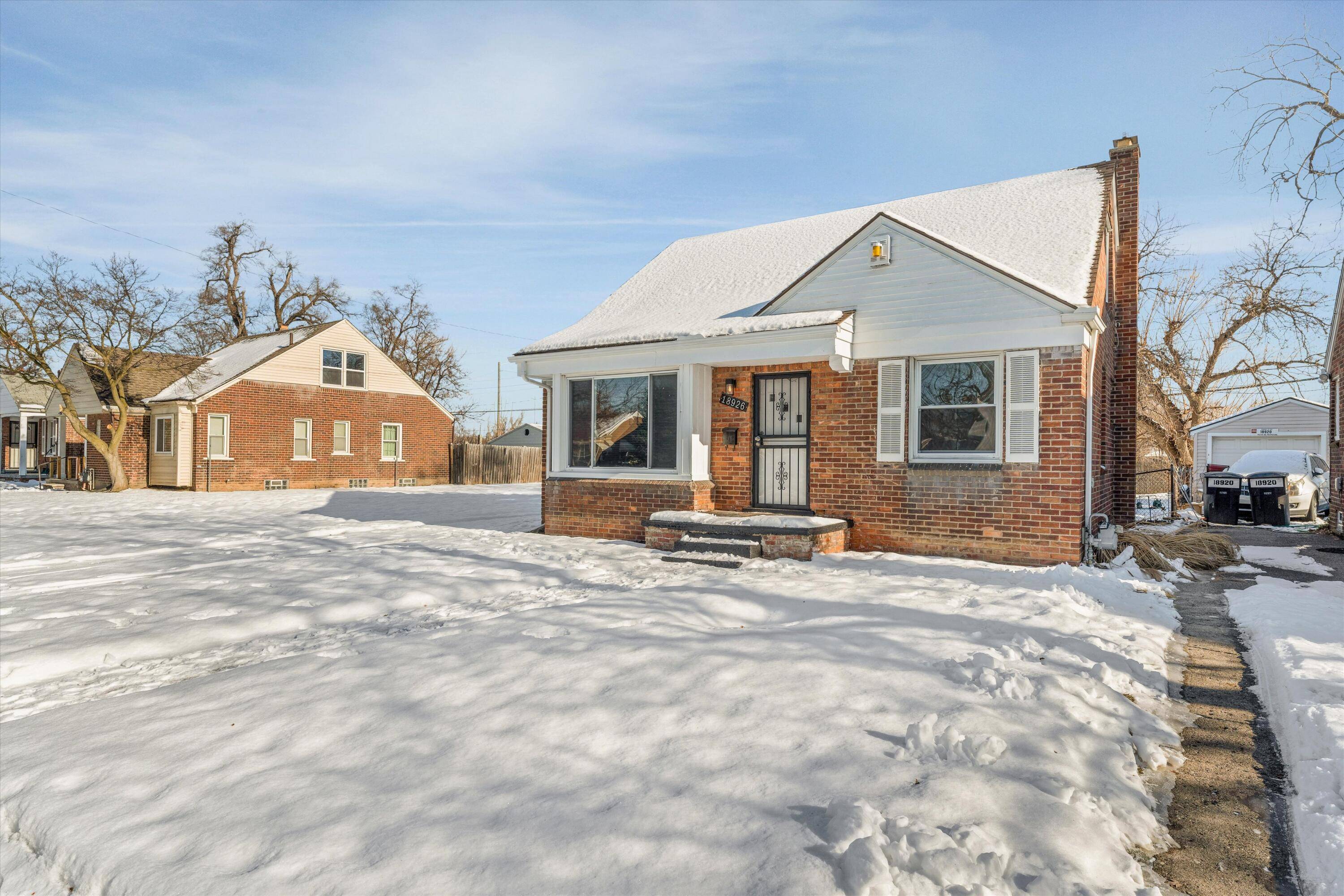 Detroit, MI 48219,18926 Ashton AVE