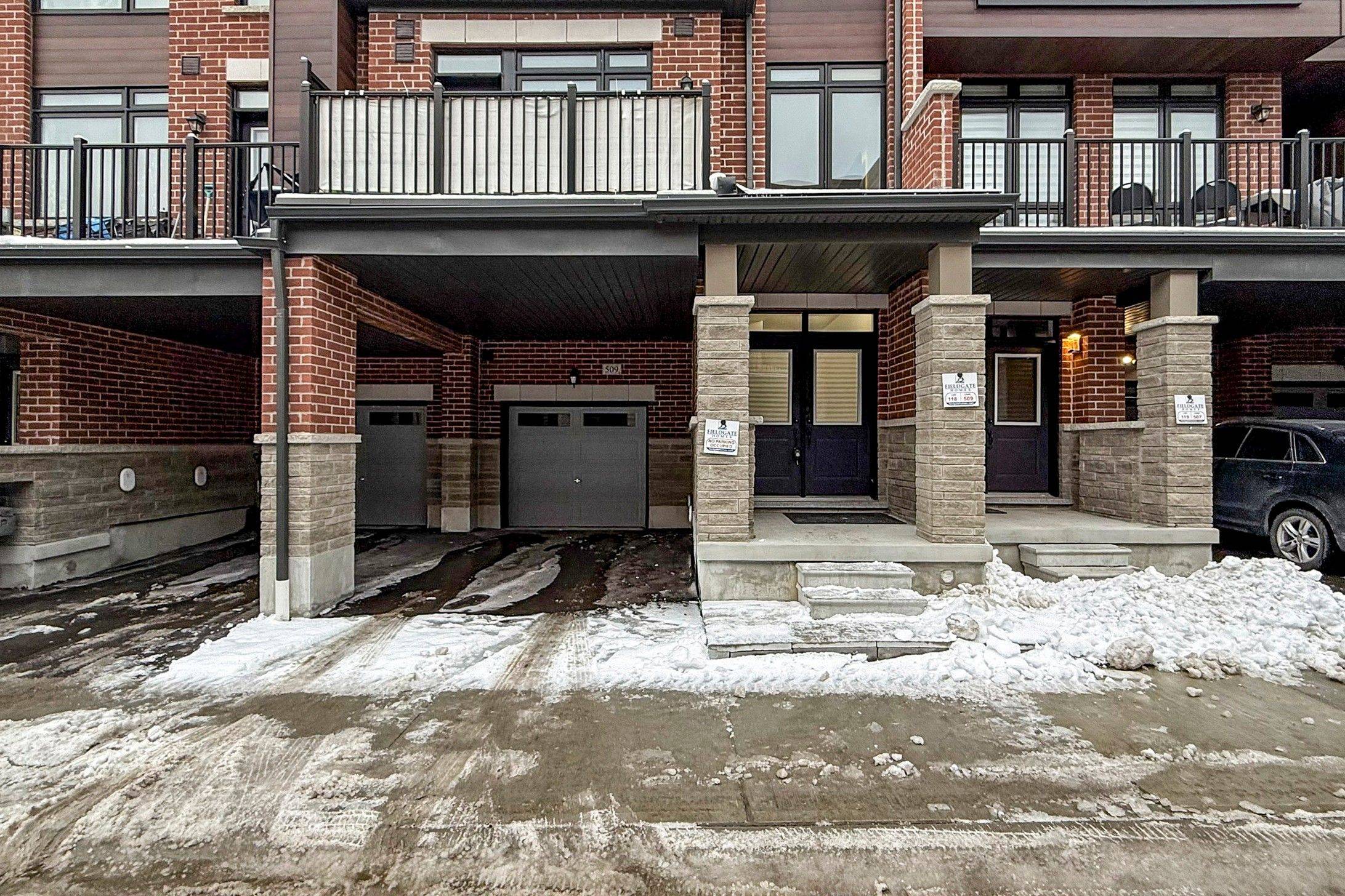 Ajax, ON L1S 0H1,509 Littlewood LN