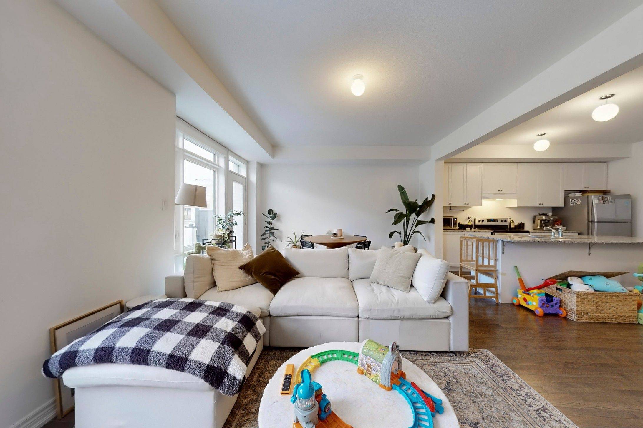 Ajax, ON L1S 0H1,509 Littlewood LN