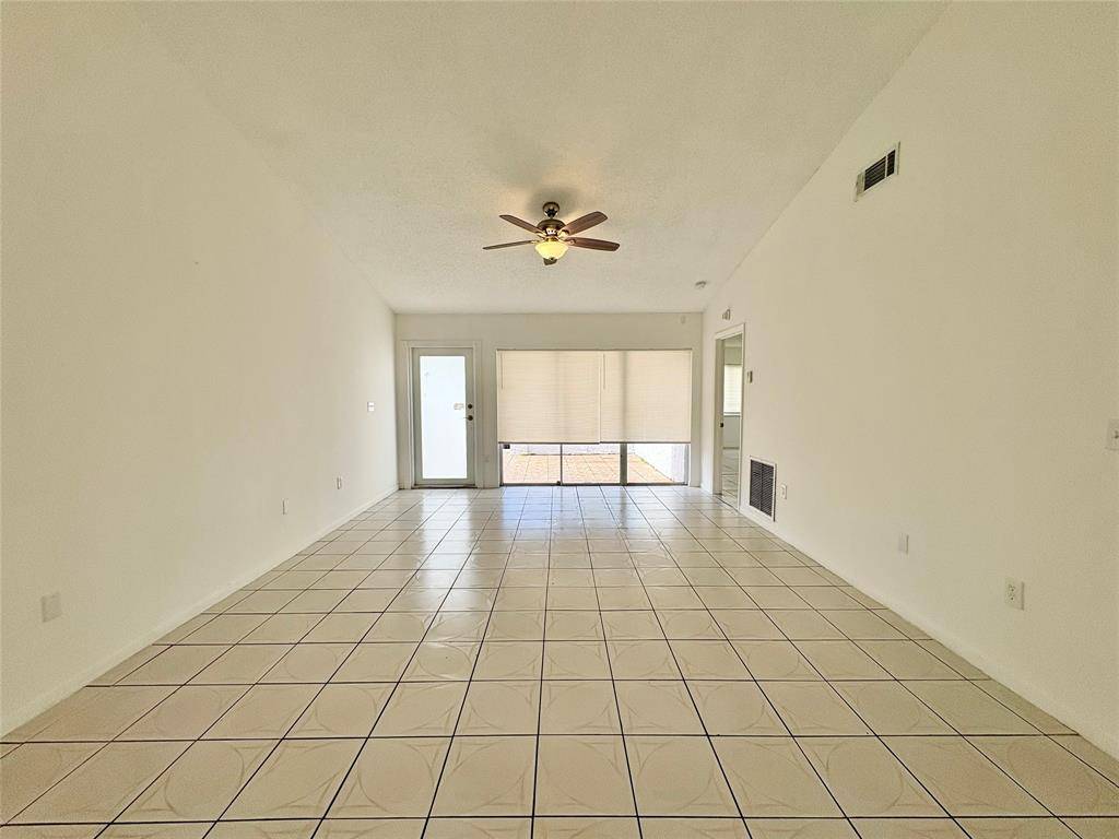 Miami Gardens, FL 33056,20421 NW 32nd Ct