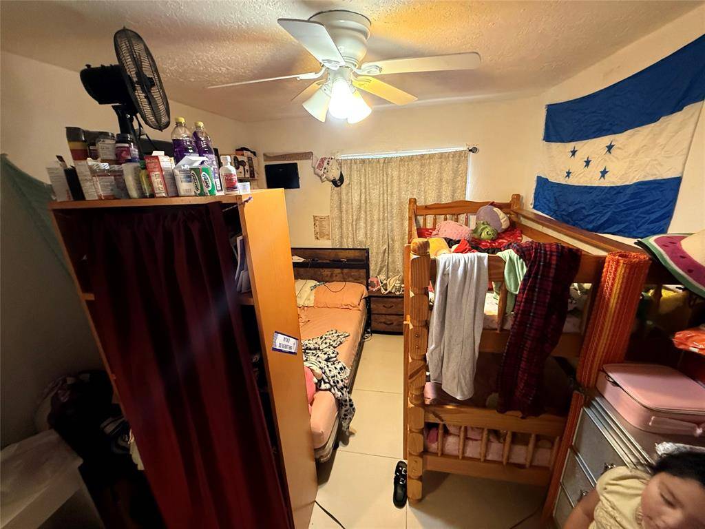 Miami, FL 33127,1028 NW 24th St