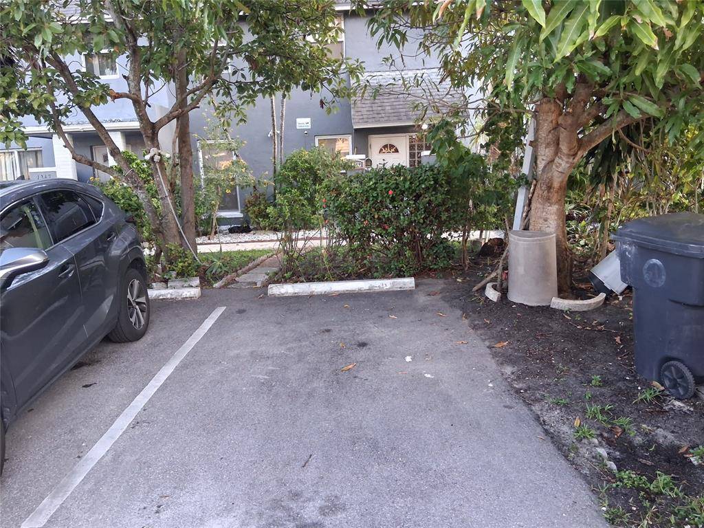 North Lauderdale, FL 33068,1349 Seaview