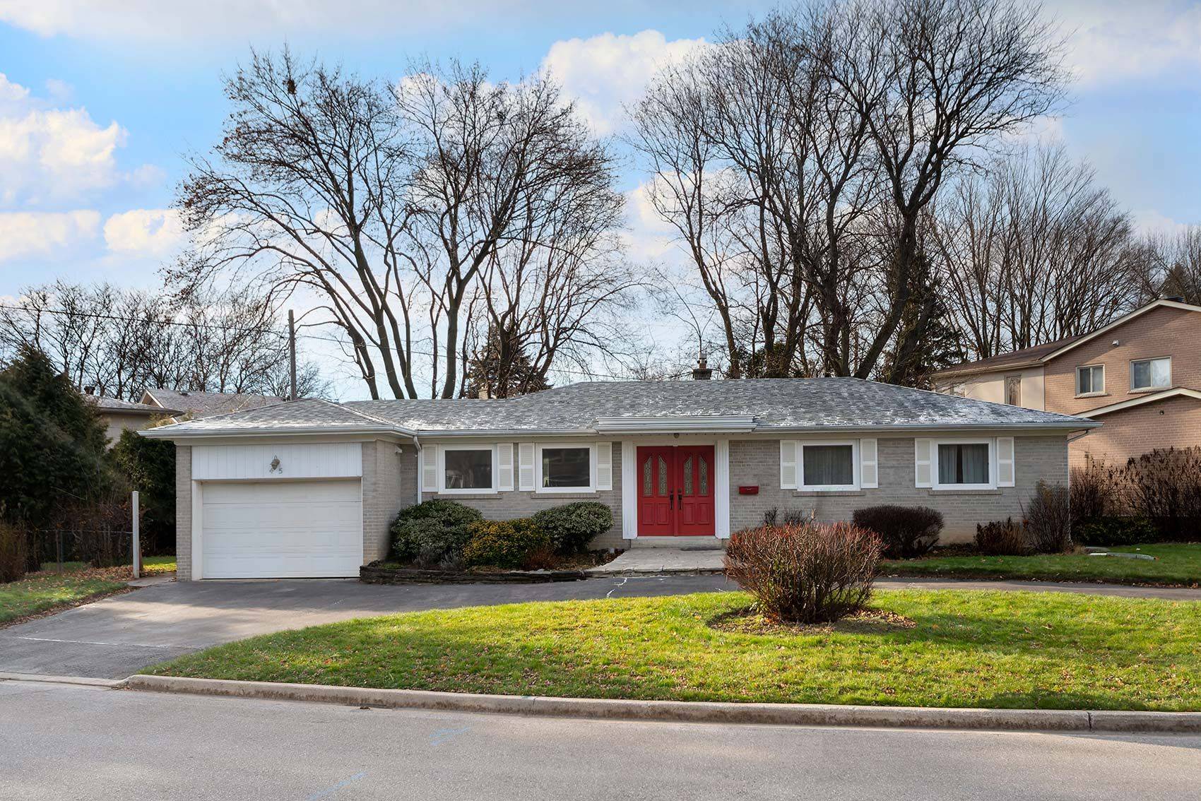 Markham, ON L3T 2M3,45 Delair CRES