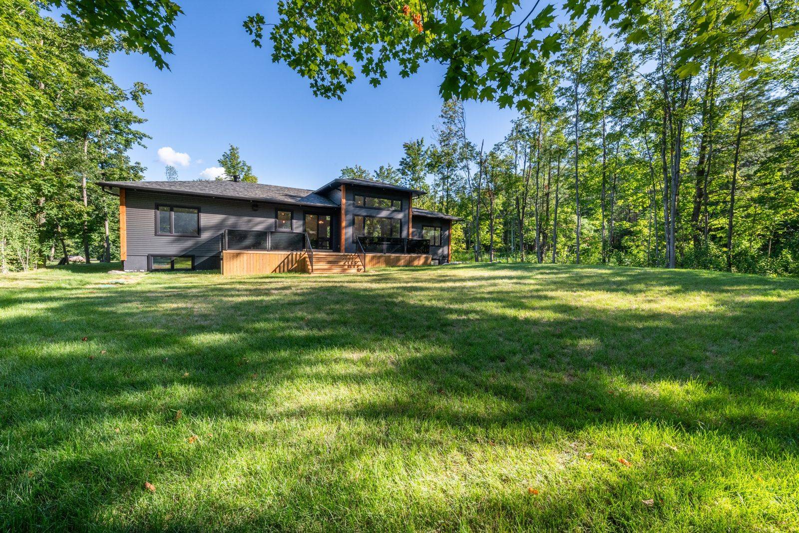 Oro-medonte, ON L0K 1N0,57 Alpine DR