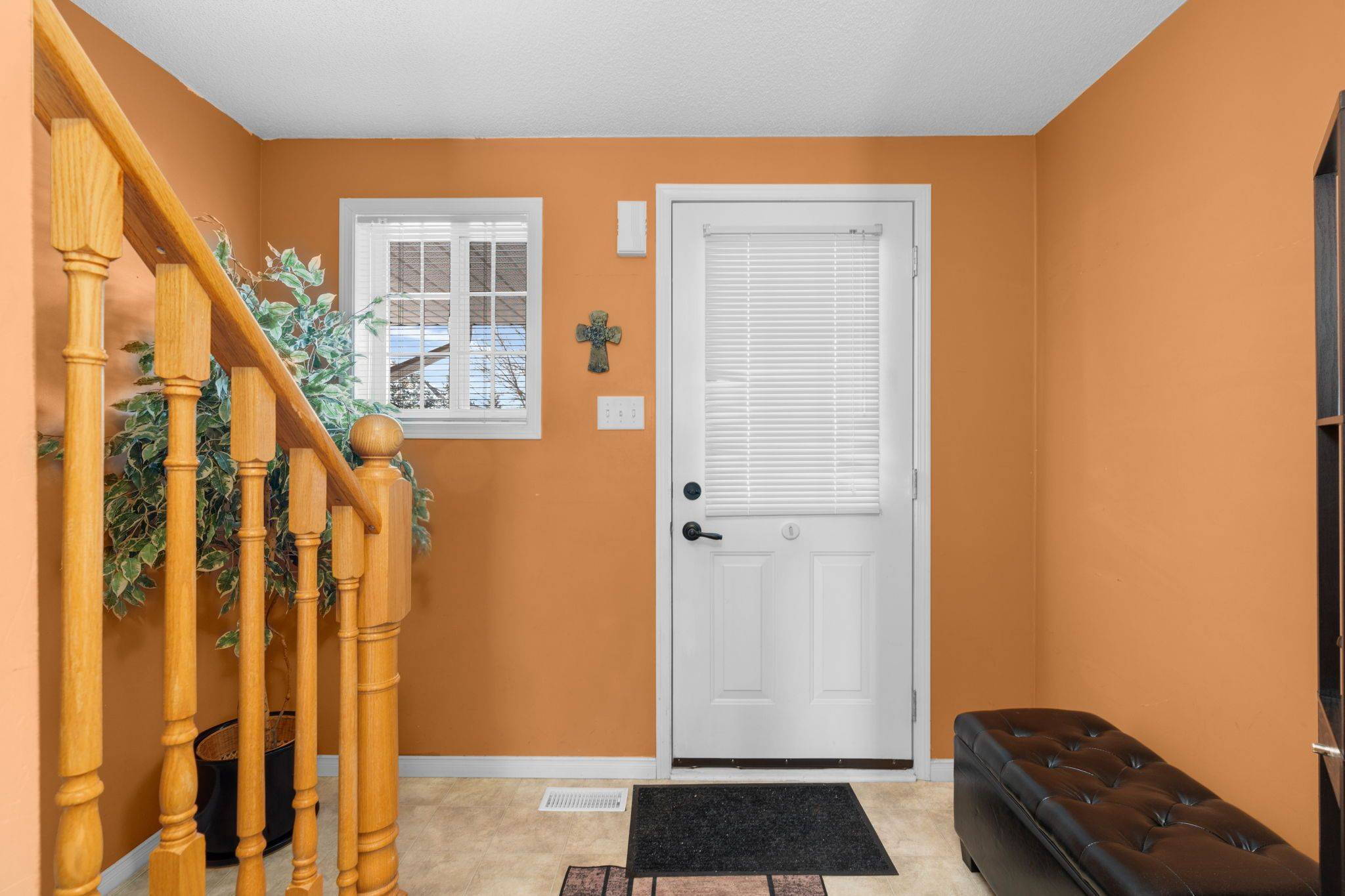 Barrie, ON L4N 0L9,43 SRIGLEY ST