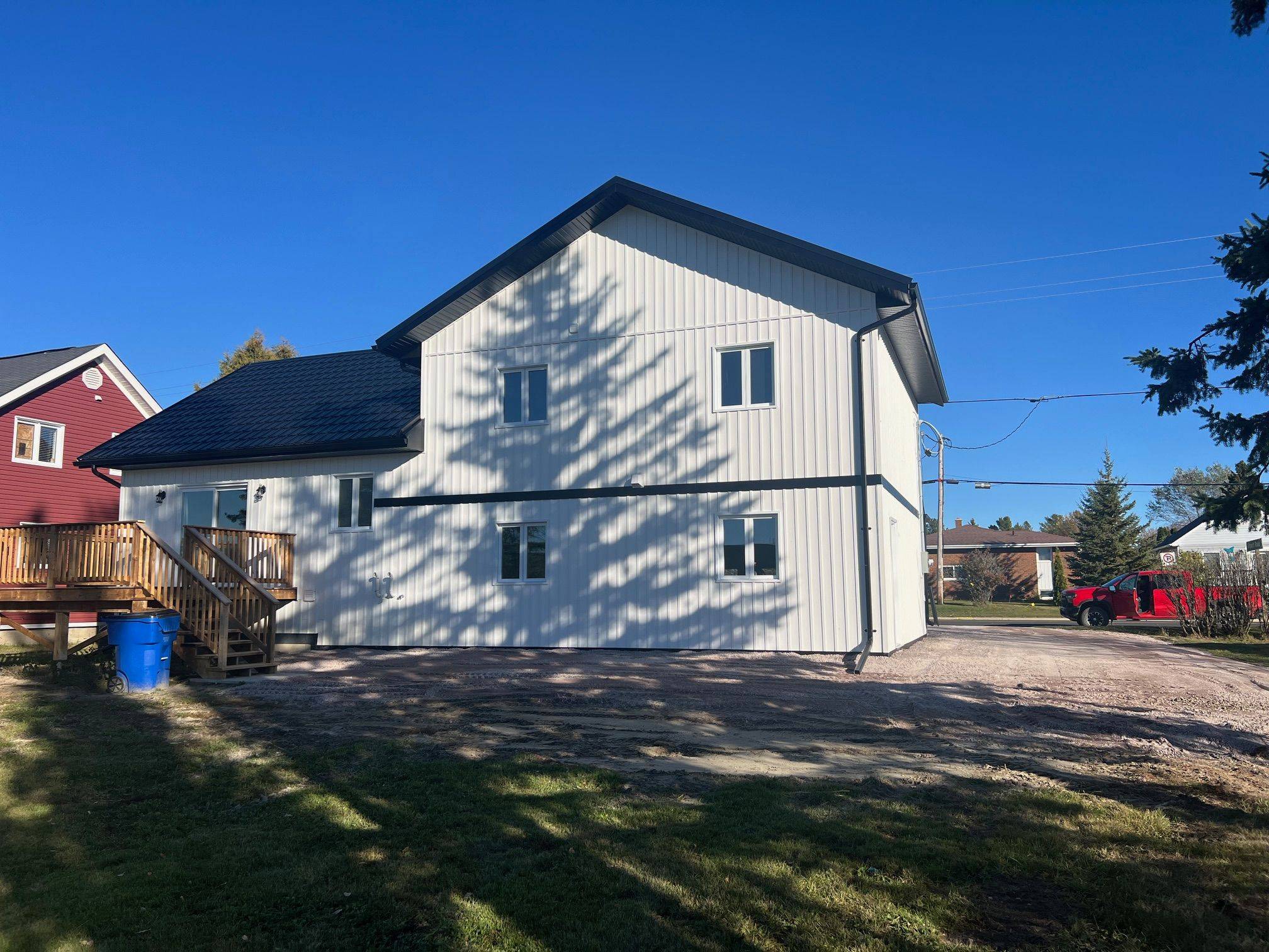 Armstrong, ON P0J 1E0,40 Tenth AVE S